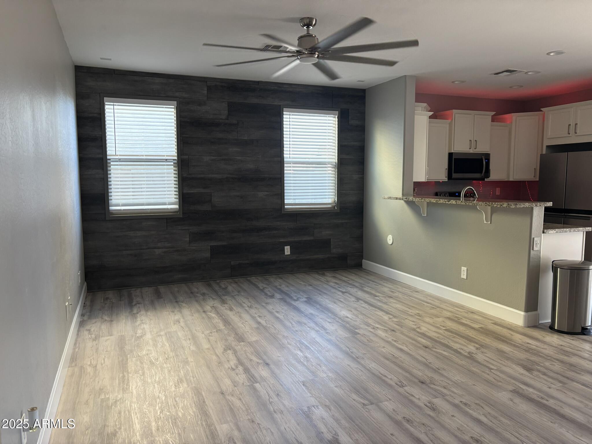 1781 W GOLD MINE Way