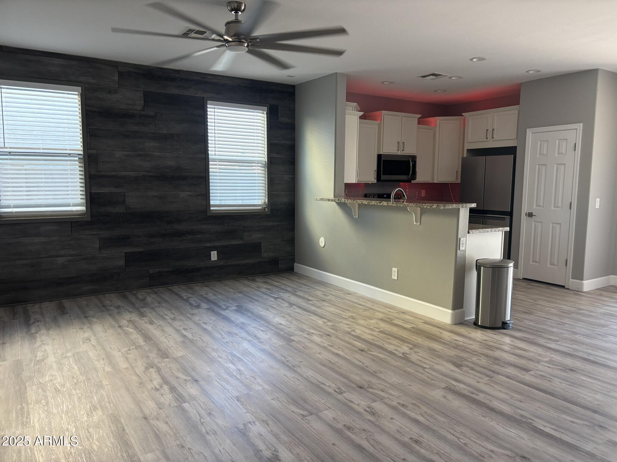 1781 W GOLD MINE Way