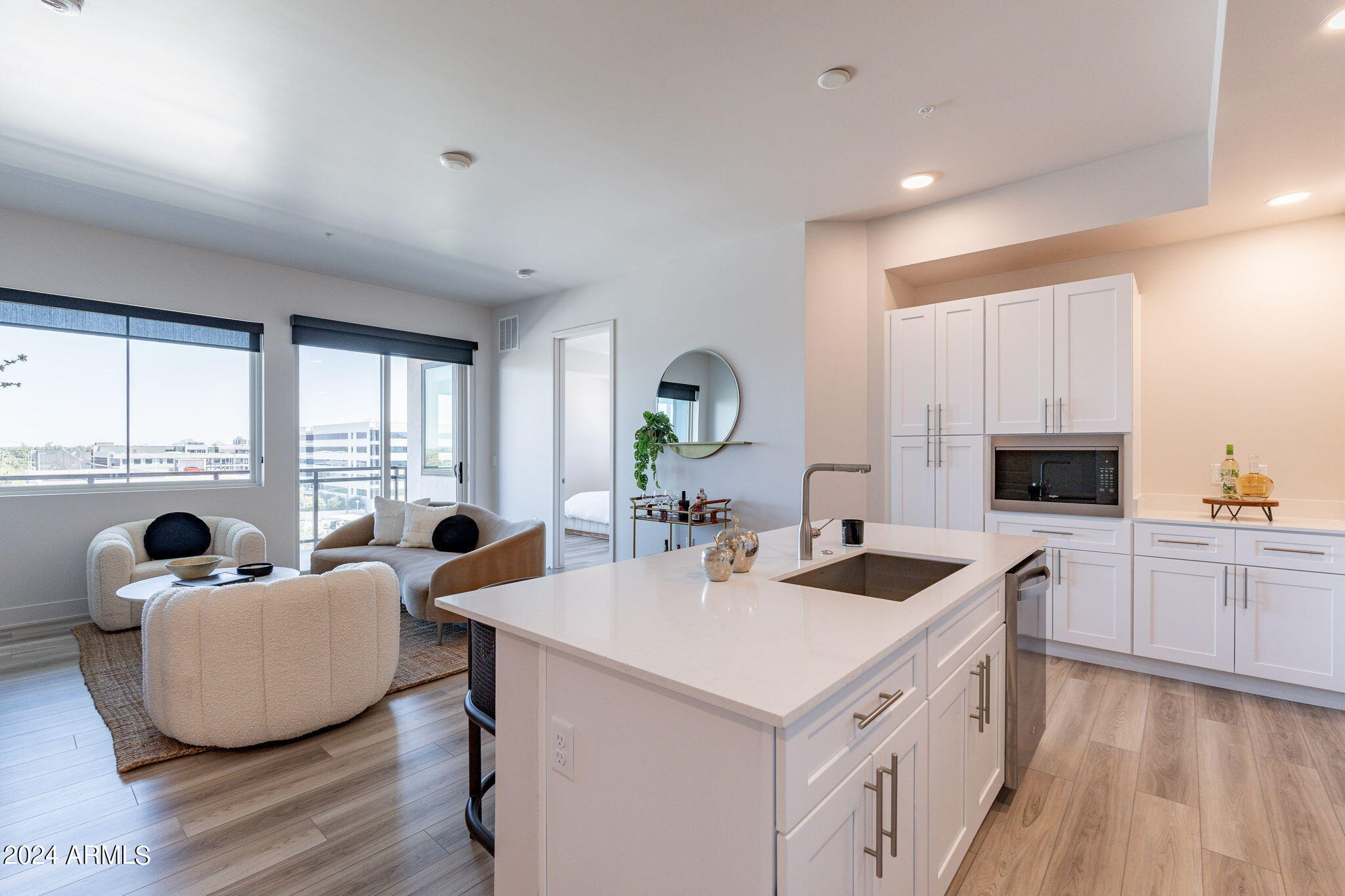 3131 N CENTRAL Avenue 6014