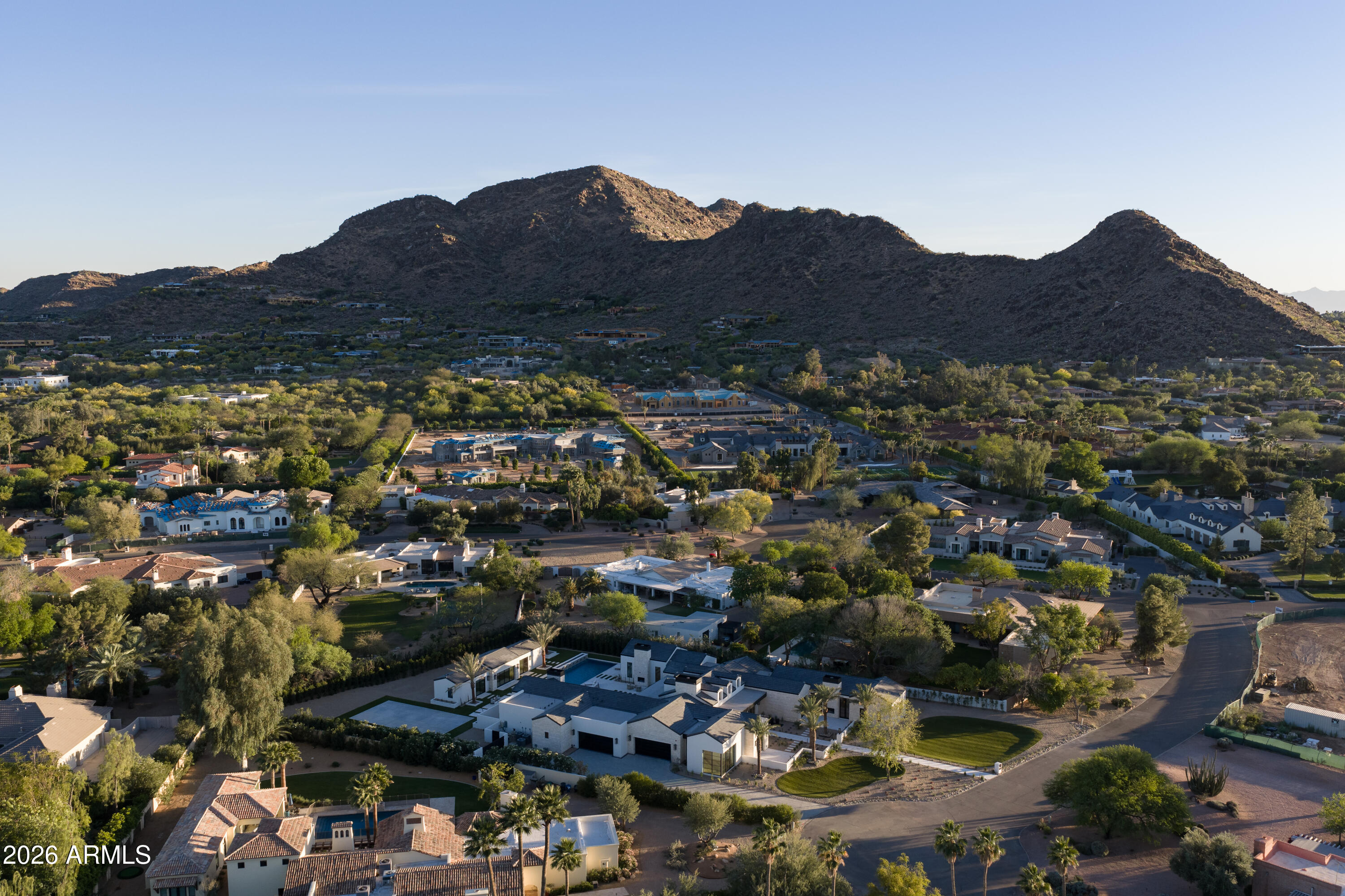 VISTA MONTANA - Residential