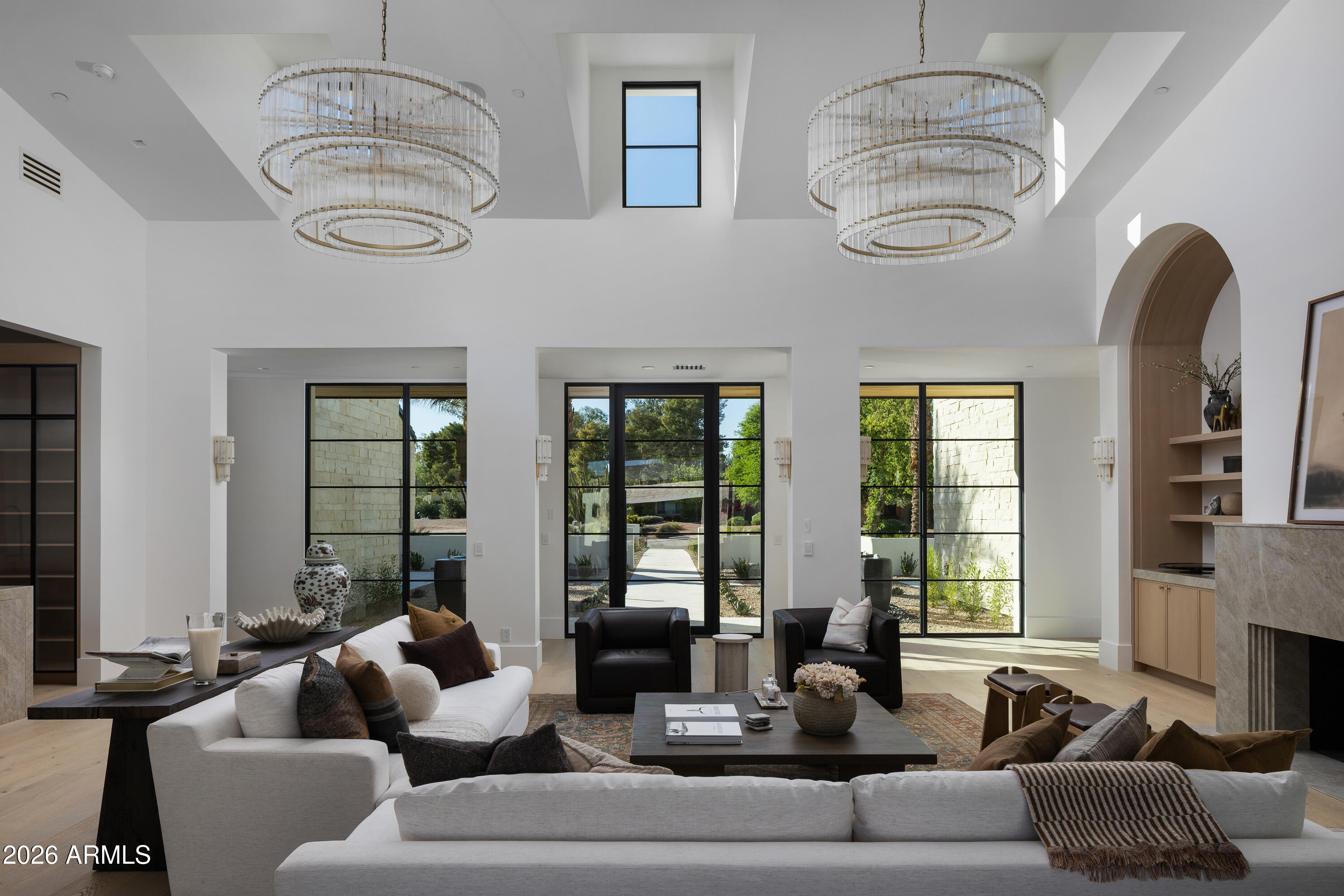 5717 E VIA LOS RANCHOS --