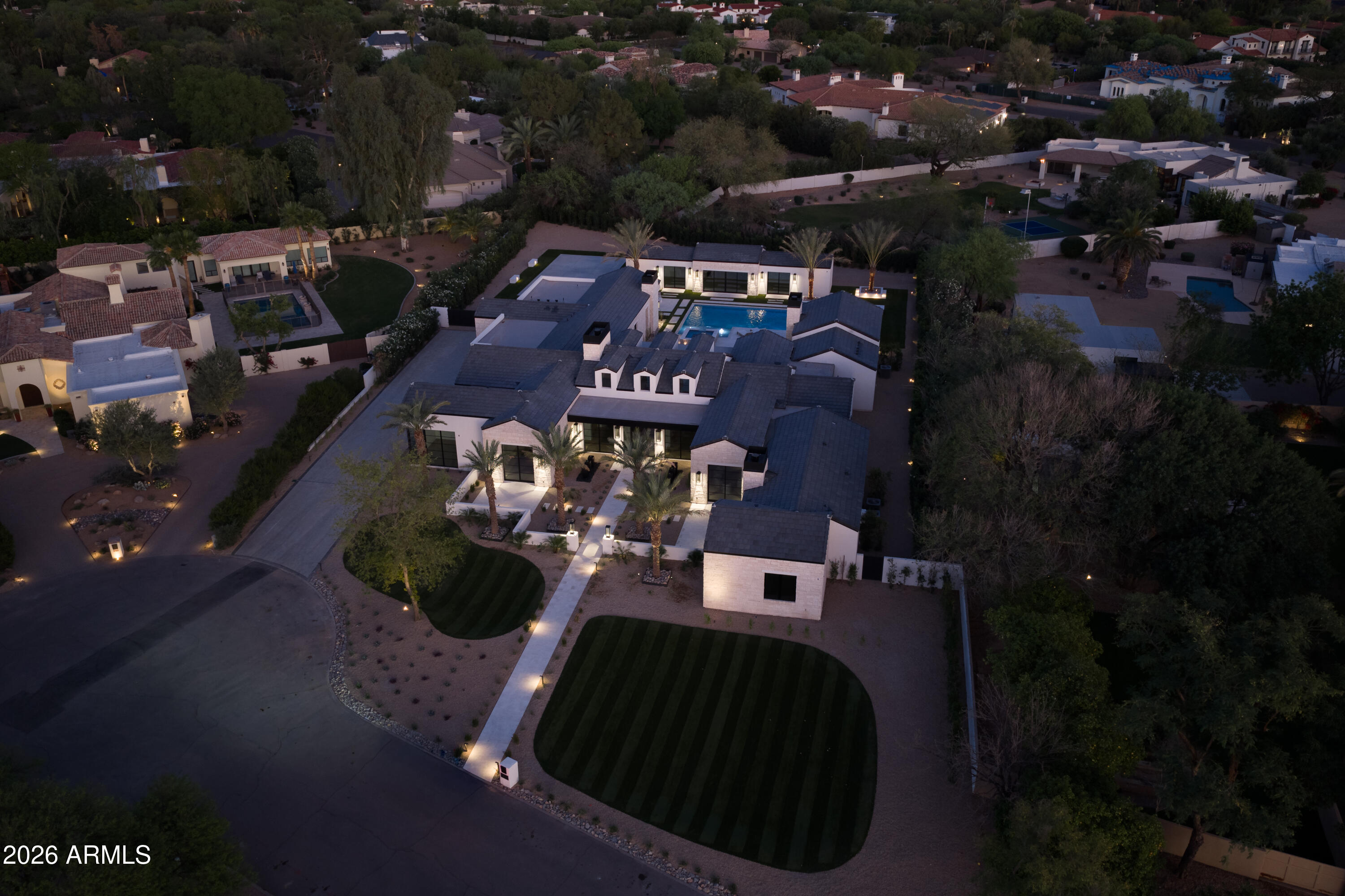 5717 E VIA LOS RANCHOS --