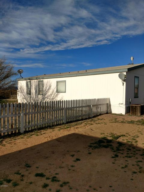 A home in Arizona City