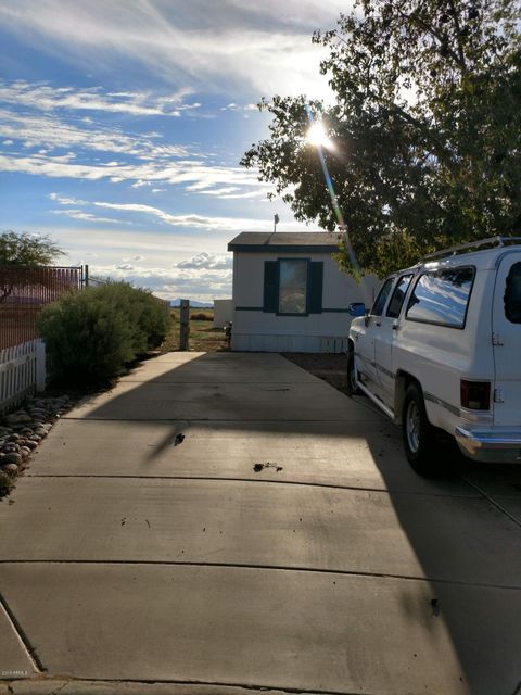 A home in Arizona City