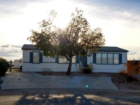 A home in Arizona City