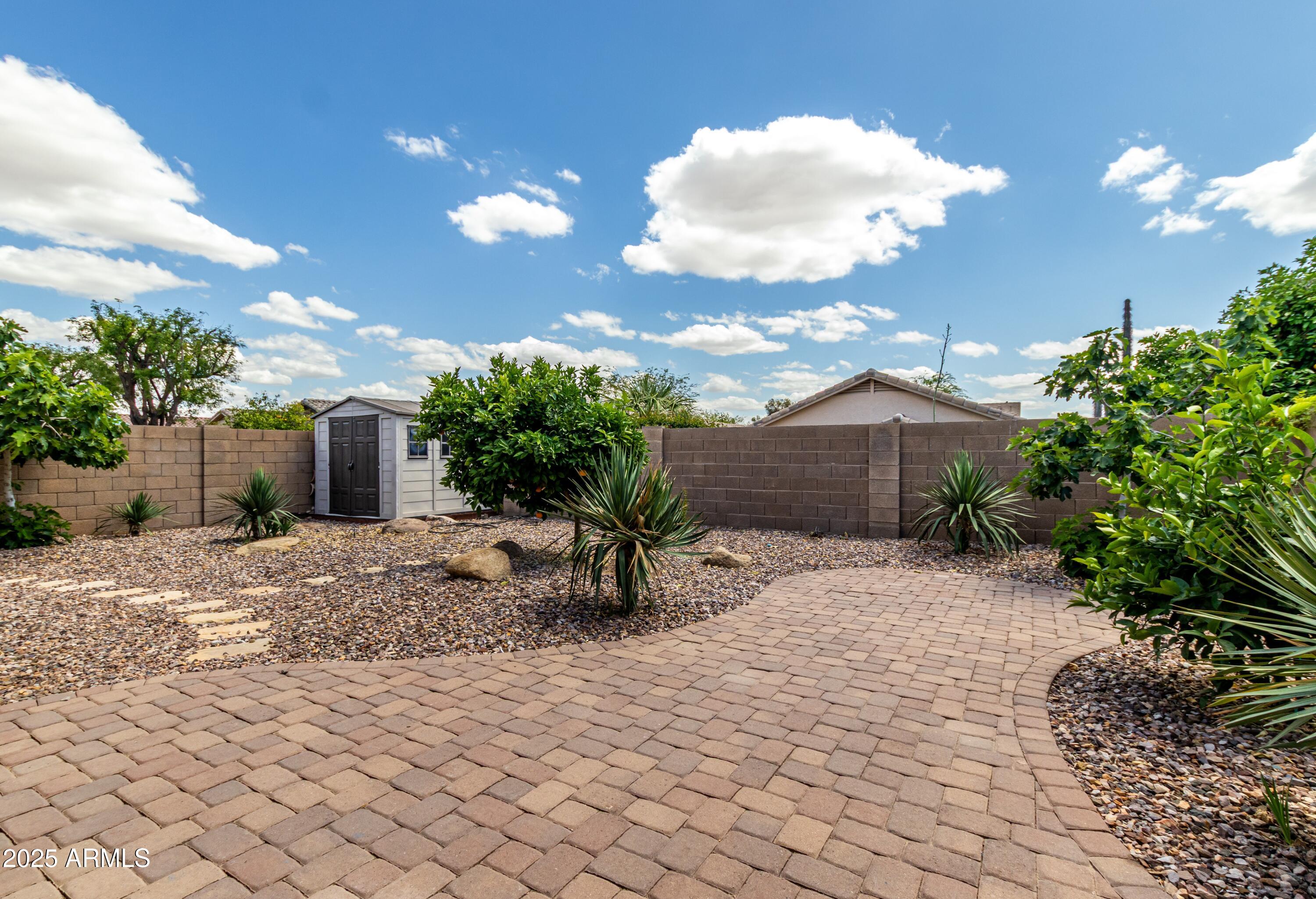 4321 E ROWEL Road