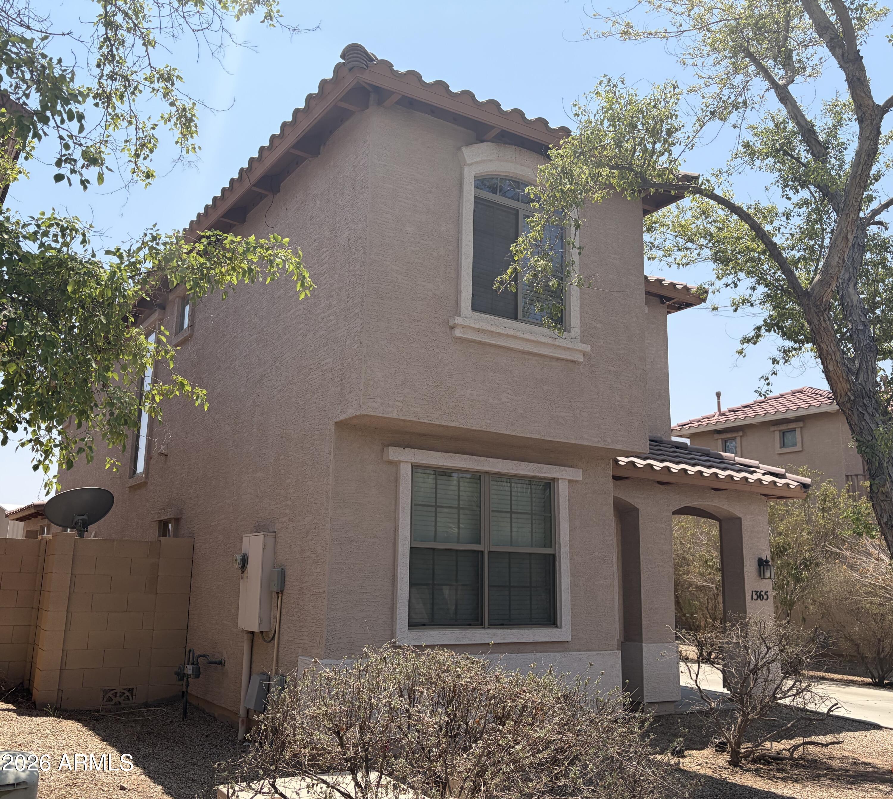1365 E COLORADO Loop