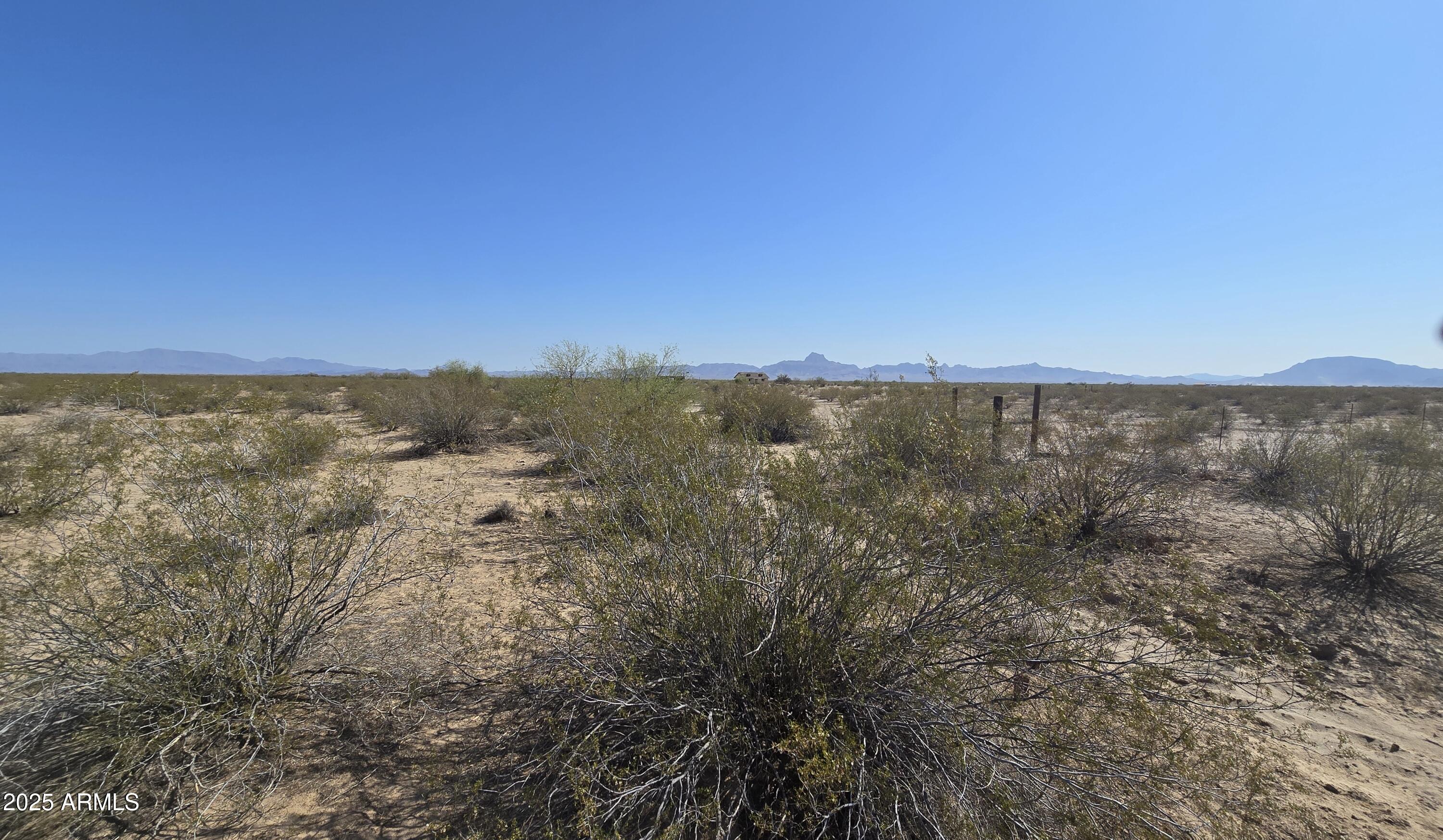 EAGLE RANCH - Land