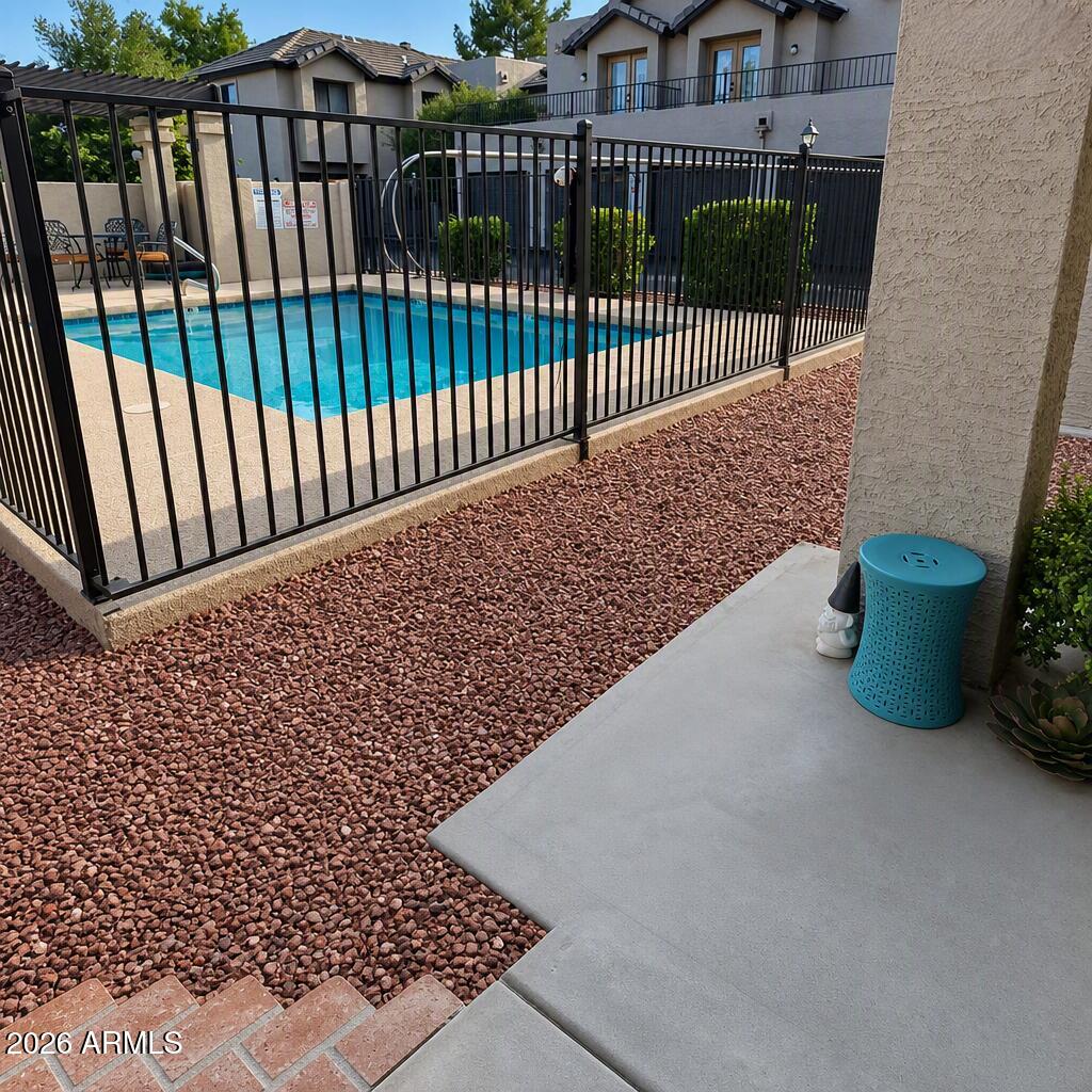 4316 E AVALON Drive 7