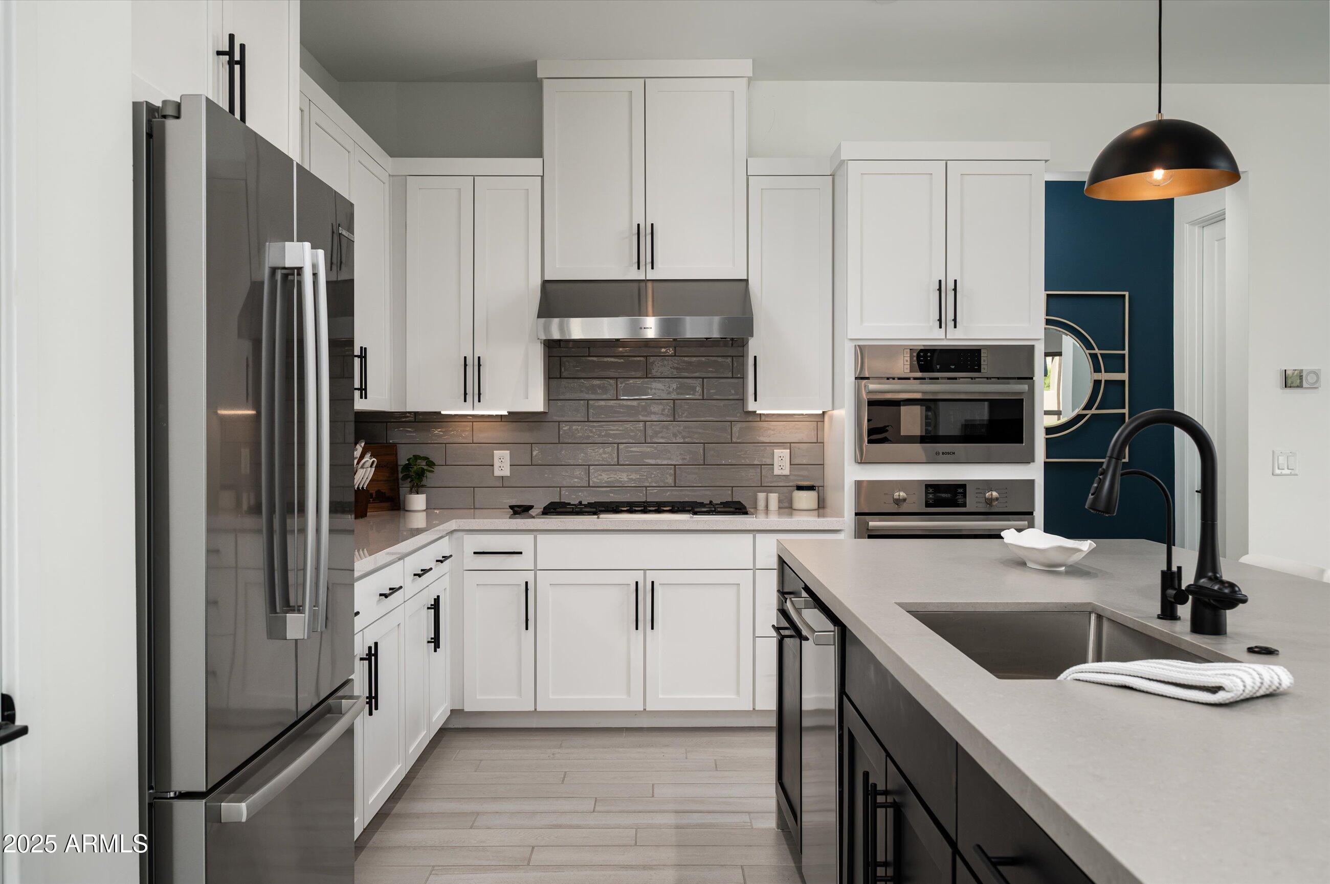 11673 N 136TH Street 2004