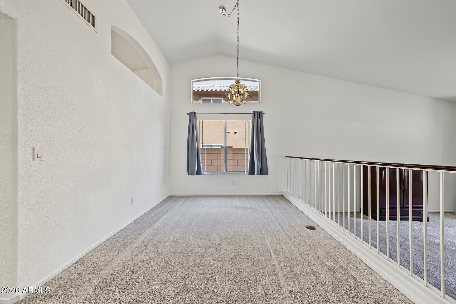 5362 W TOPEKA Drive