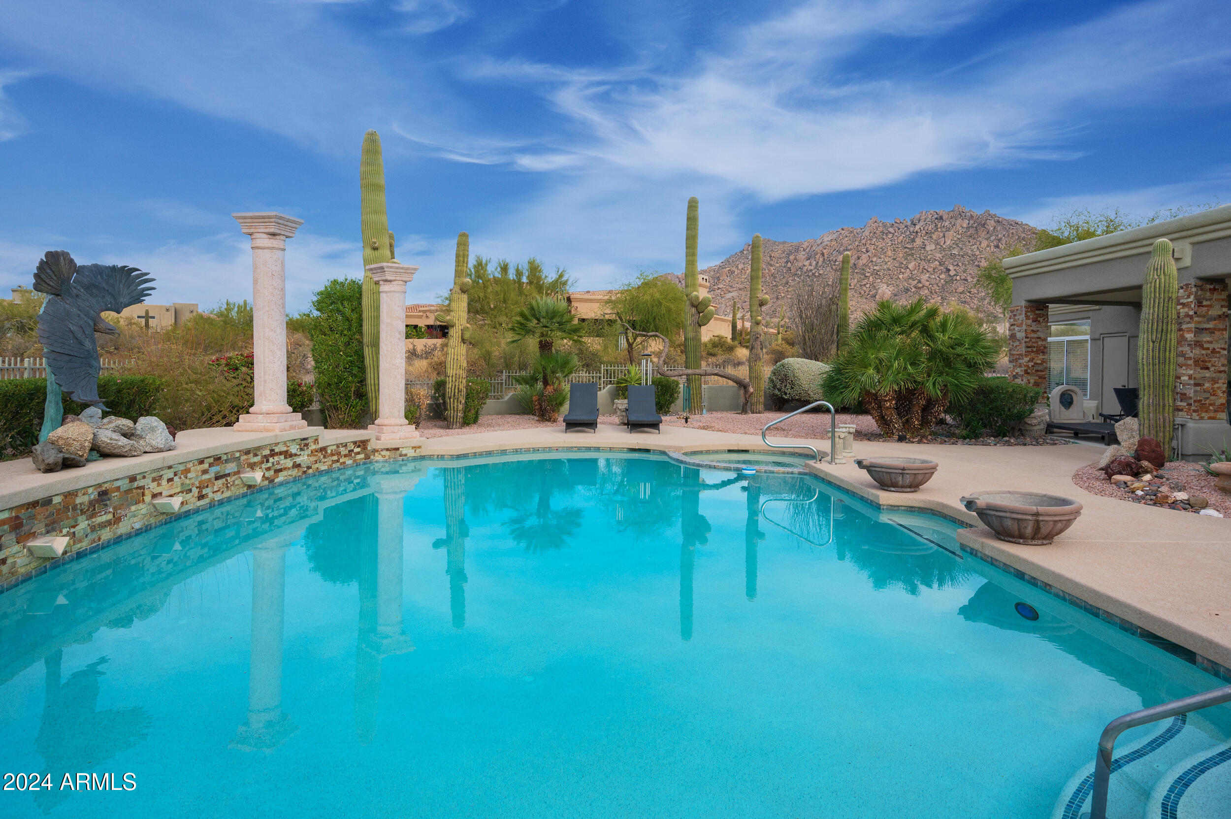 10326 E BUCKSKIN Trail