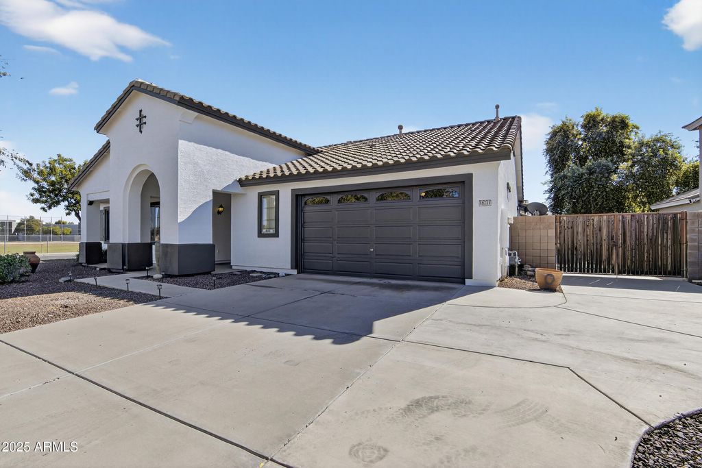 Photo of 18711 E Raven Drive, Queen Creek, AZ 85142 (MLS # 6957035)