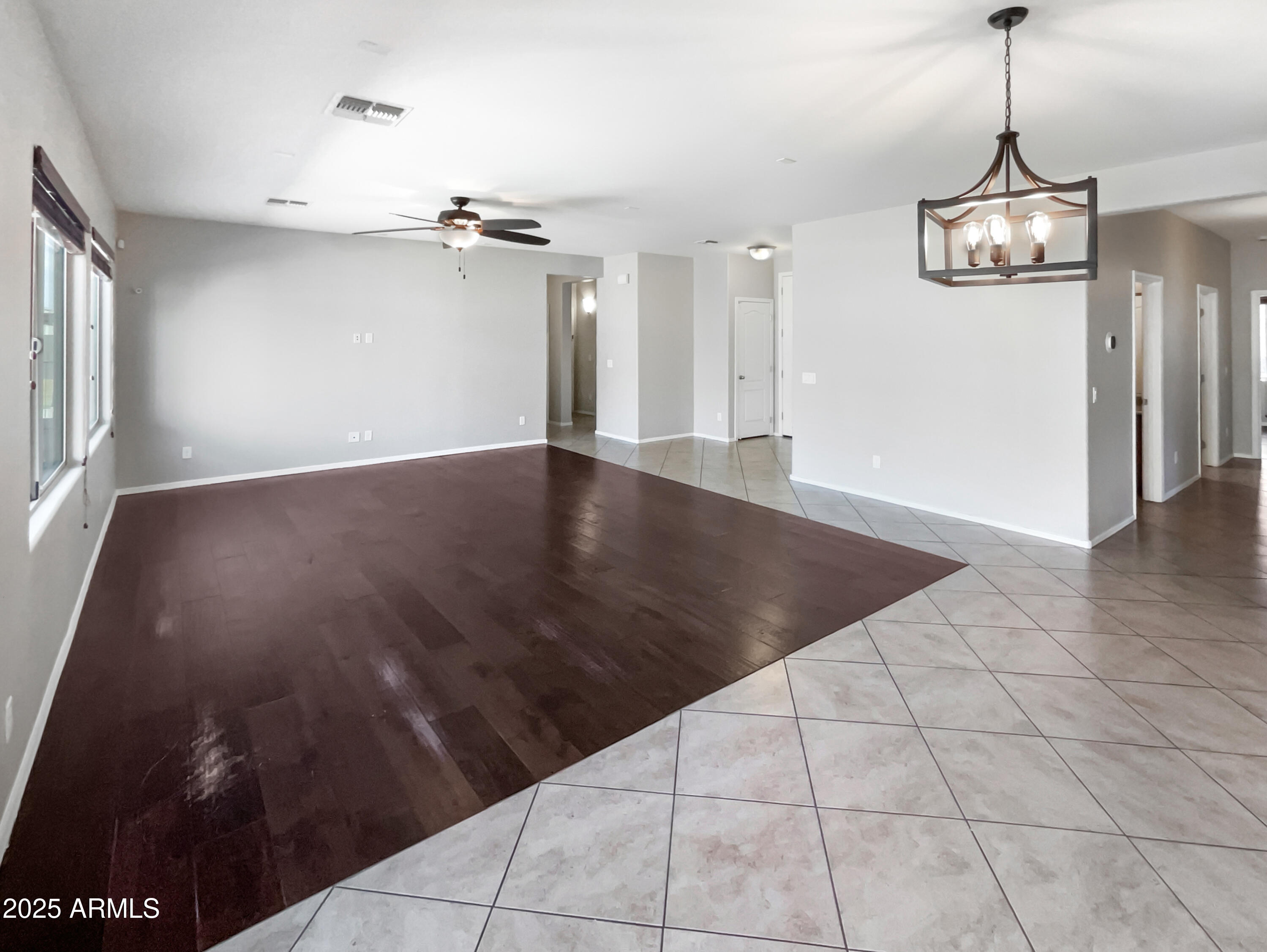 5822 W HUNTINGTON Drive