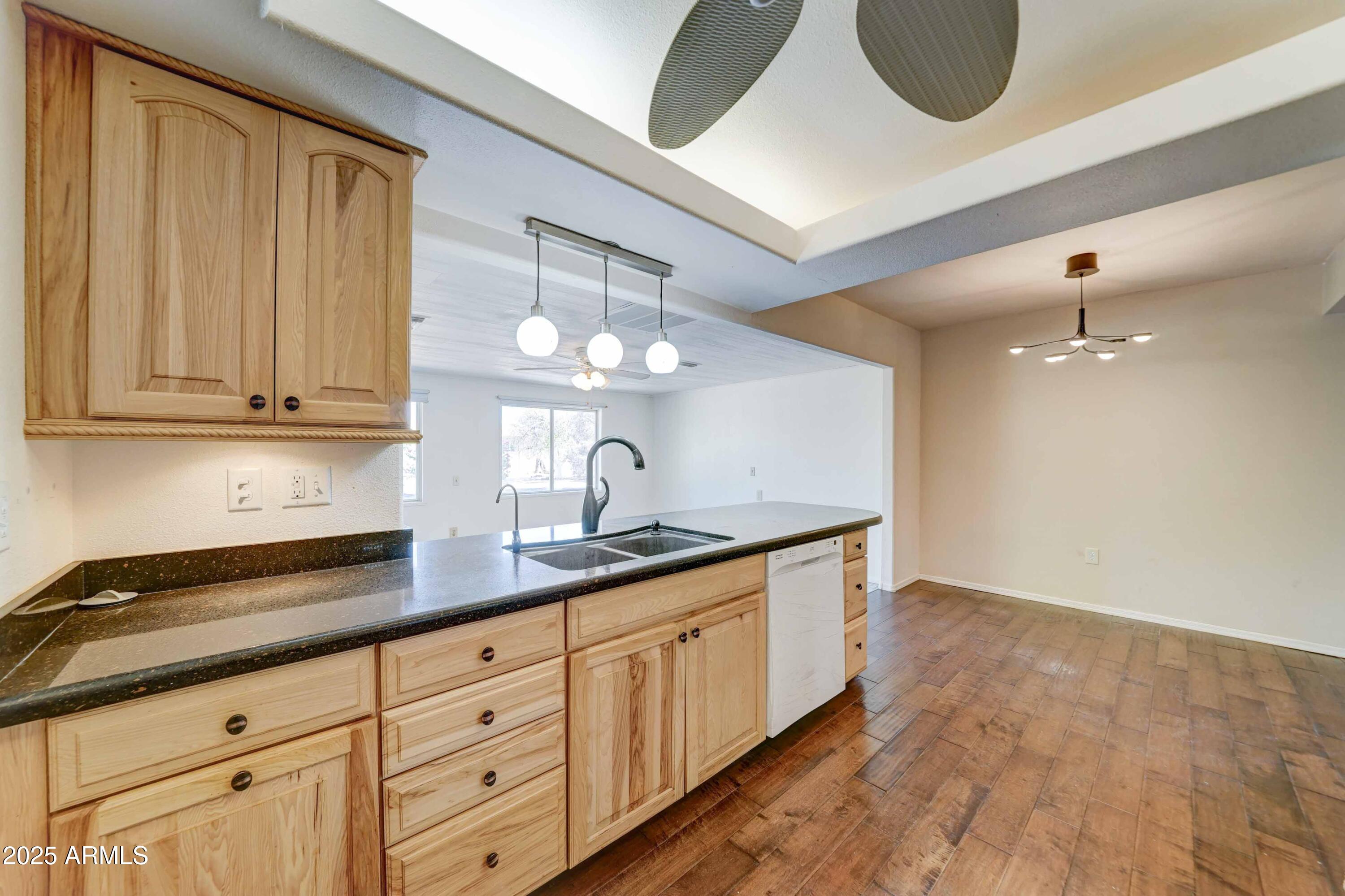 14439 N SUN VALLEY Drive