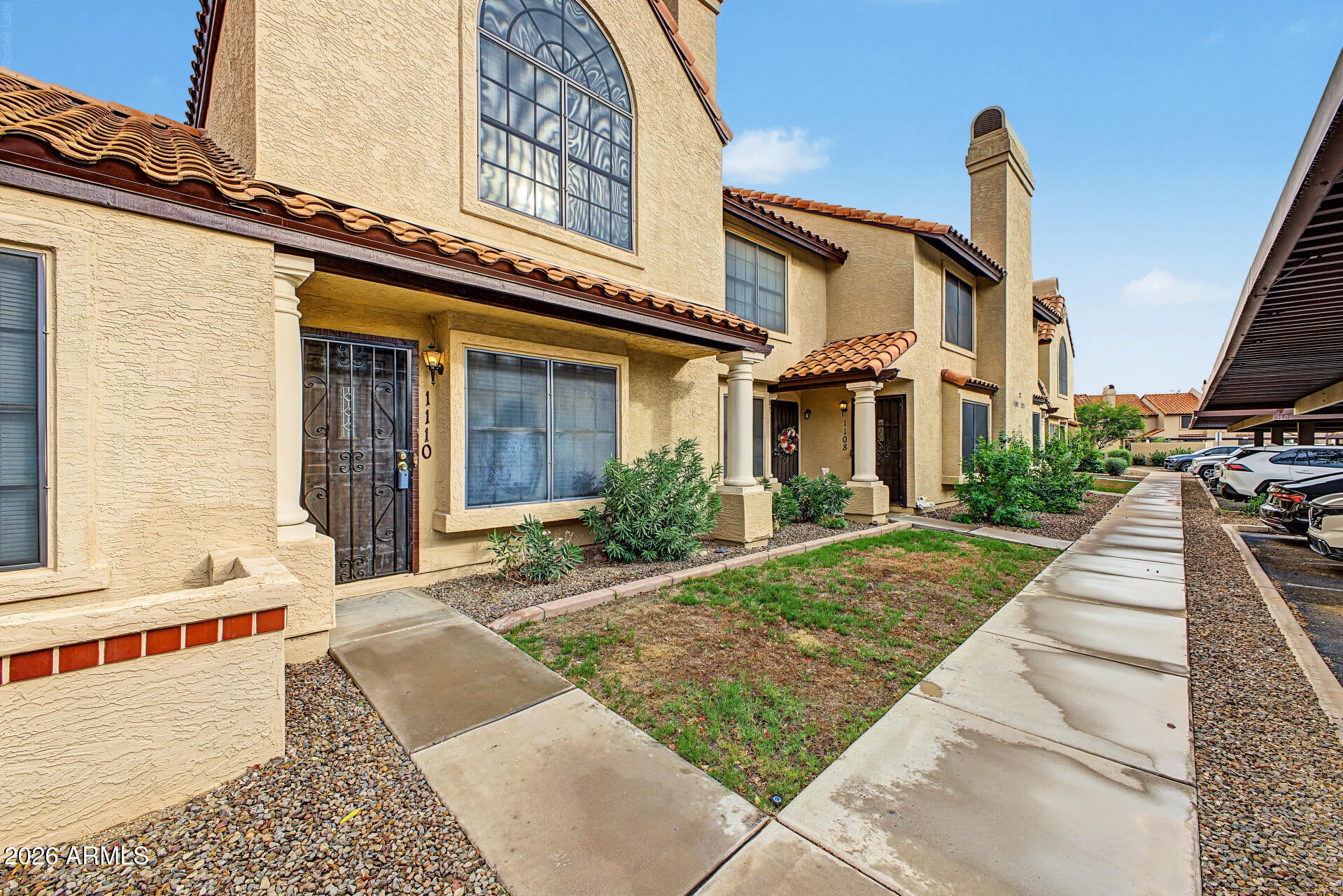 921 W University Drive 1110