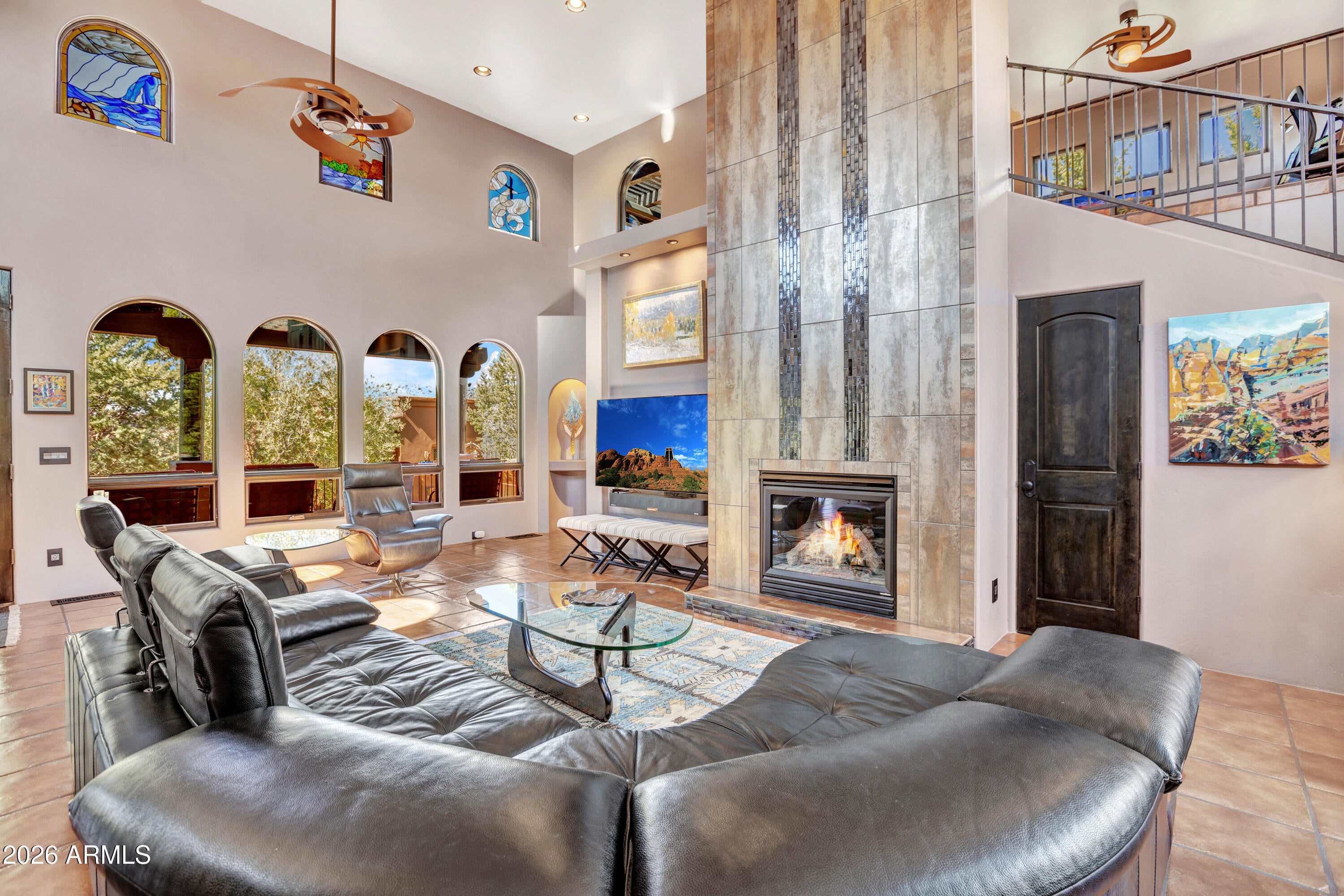 809 W CHAPEL Road