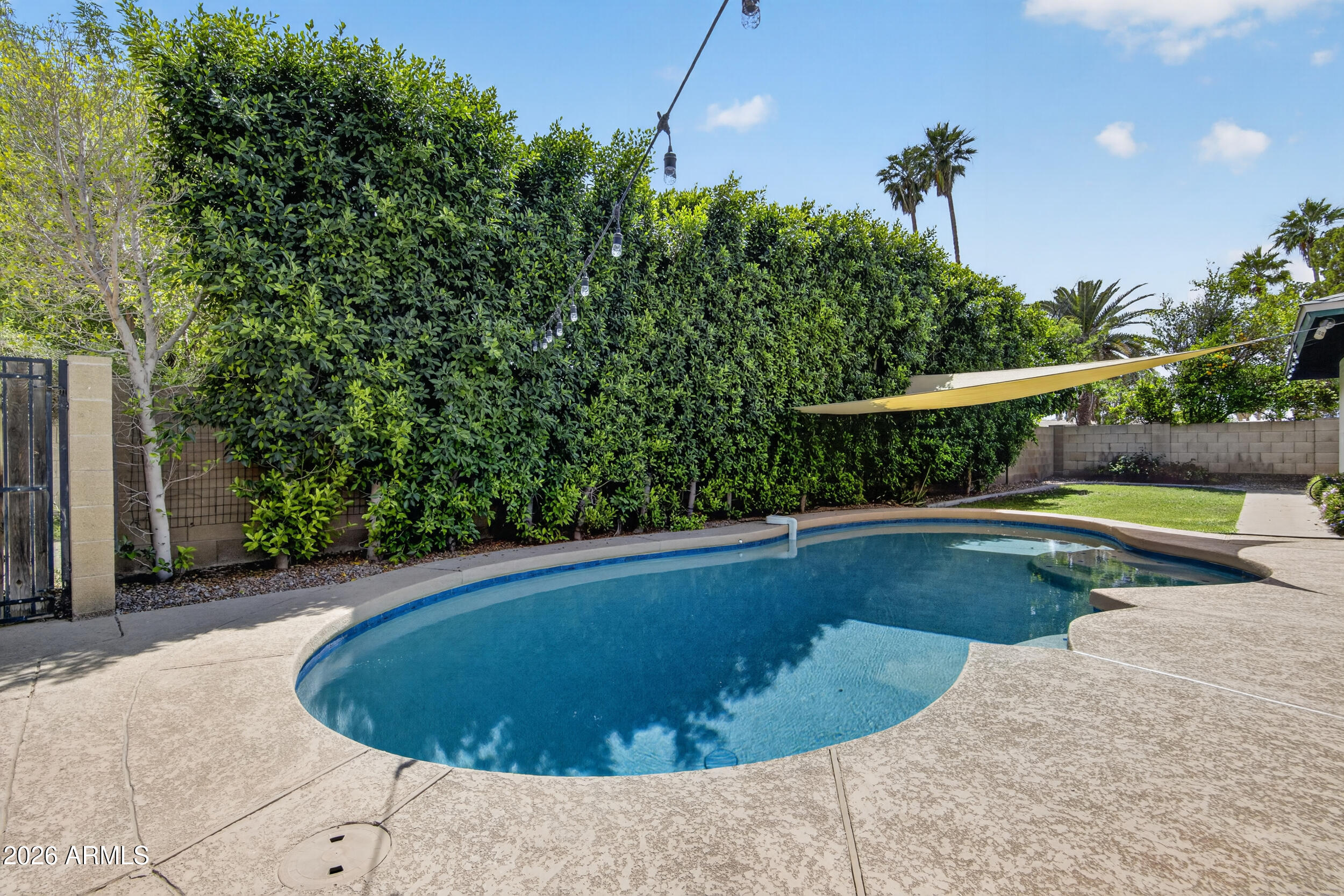TEMPE ROYAL PALMS 13 - Residential