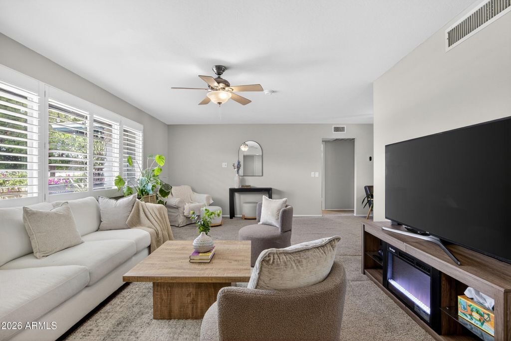 Photo of 1409 E Watson Drive, Tempe, AZ 85283 (MLS # 7016474)