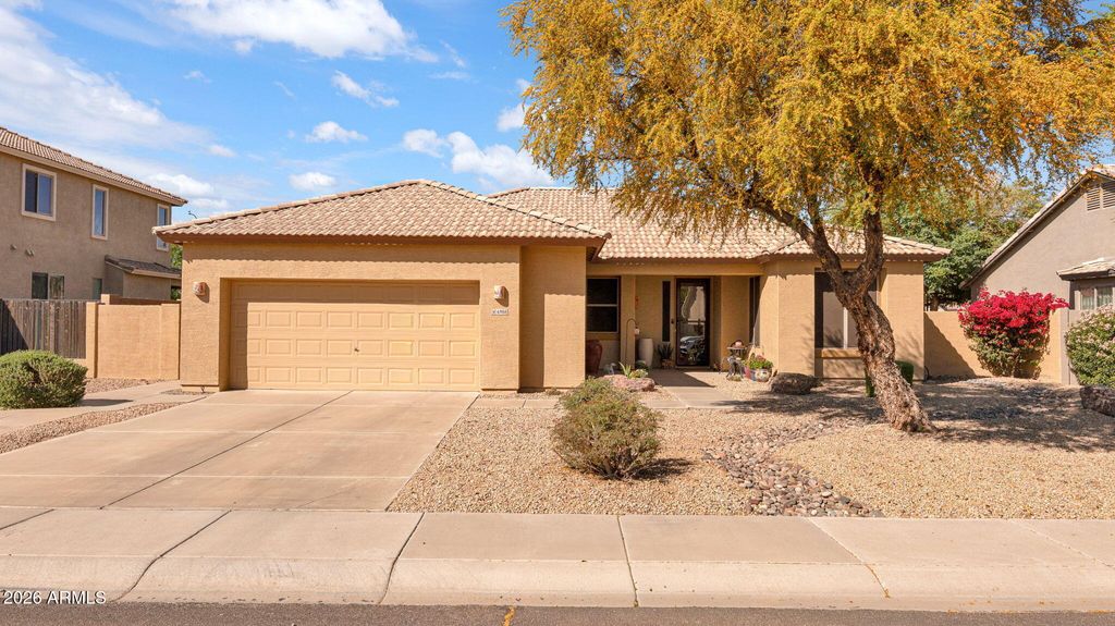 Photo of 6988 S Wilson Drive, Chandler, AZ 85249 (MLS # 6995474)
