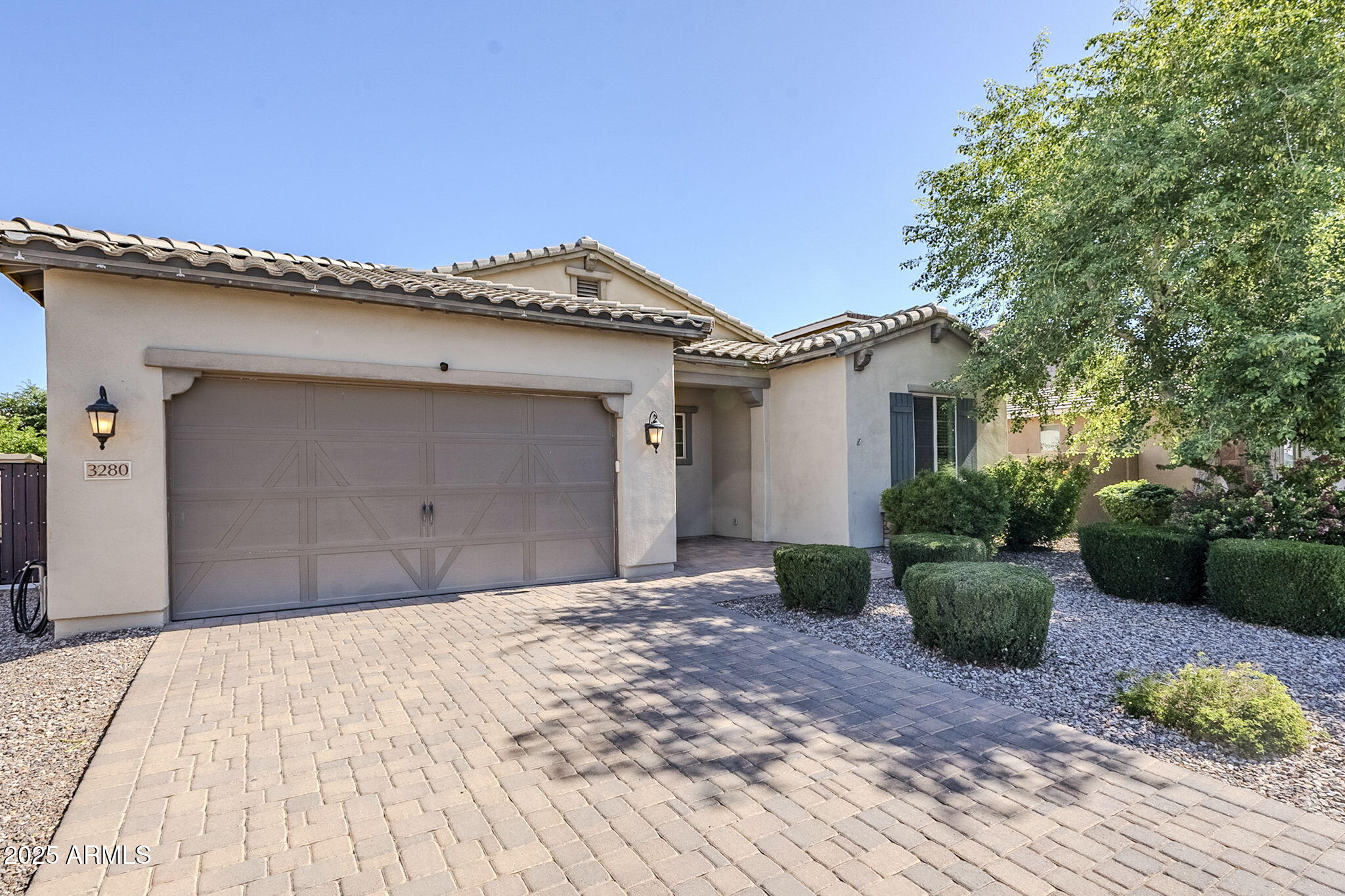 3280 E COCONINO Drive