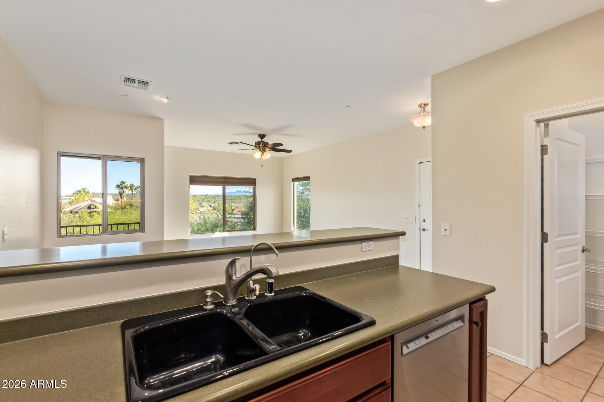 COLONY WASH VISTA CONDOMINIUMS - Residential