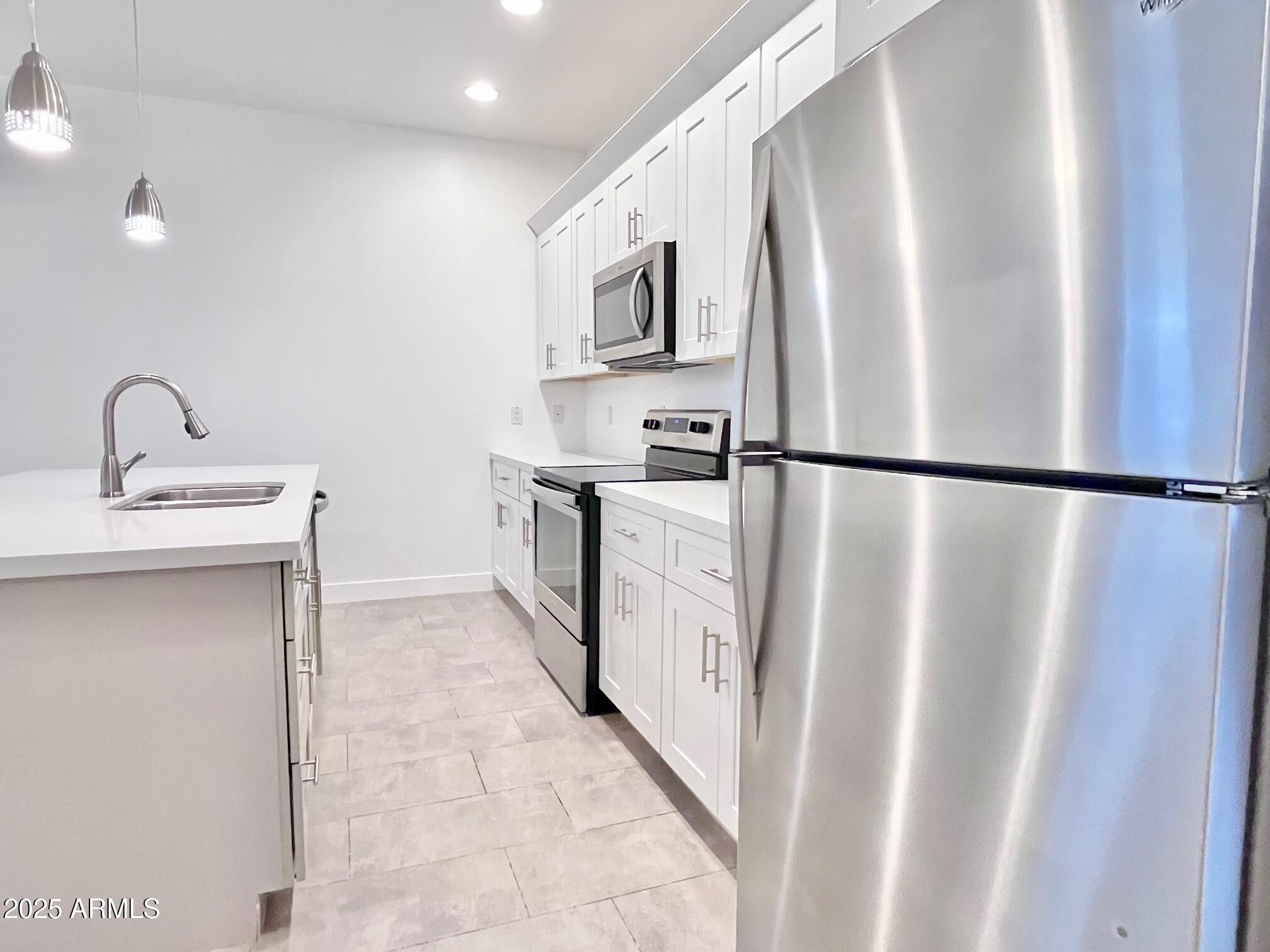 3000 N 37th Street 6