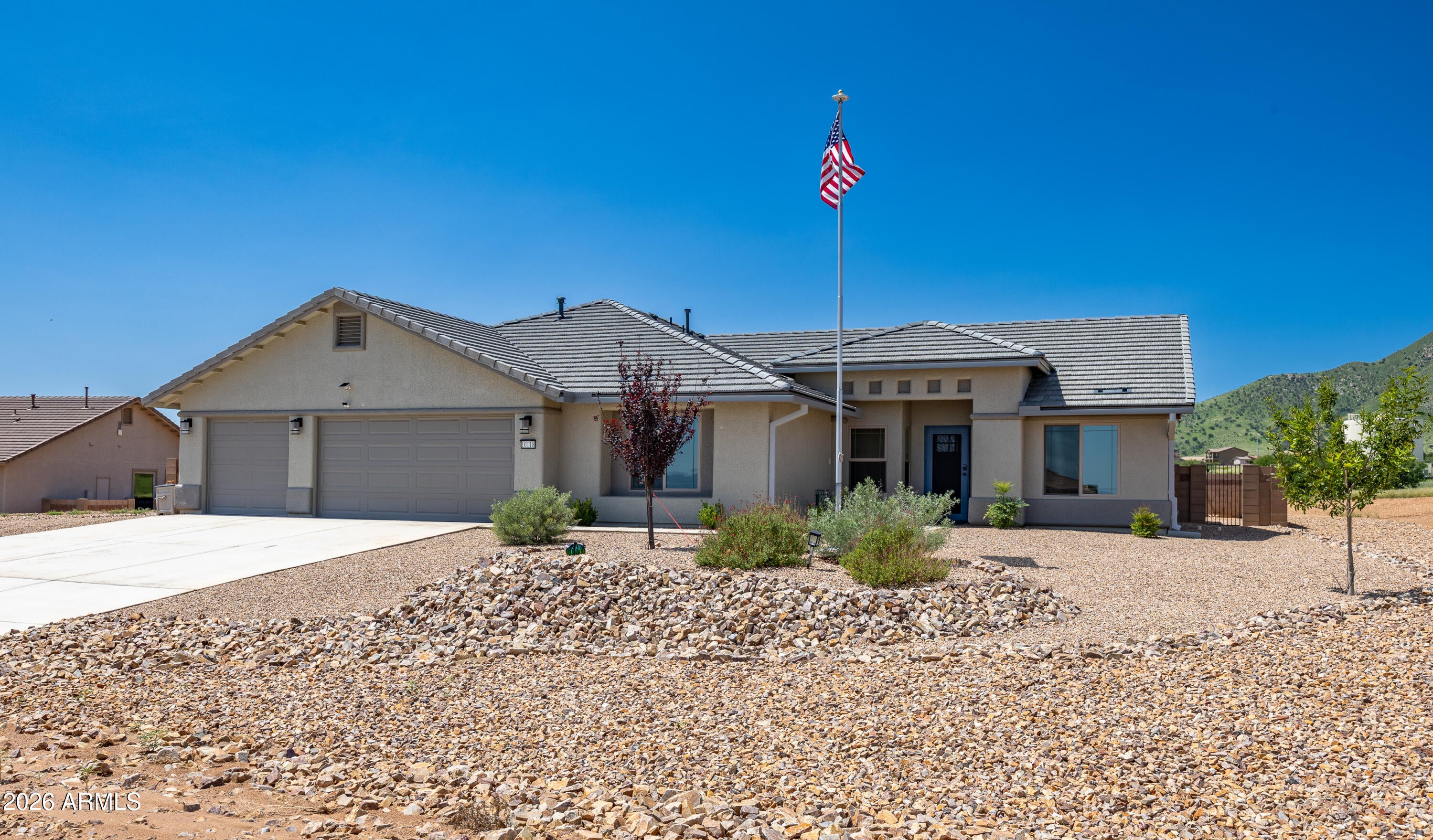 10118 S VAQUERO Lane