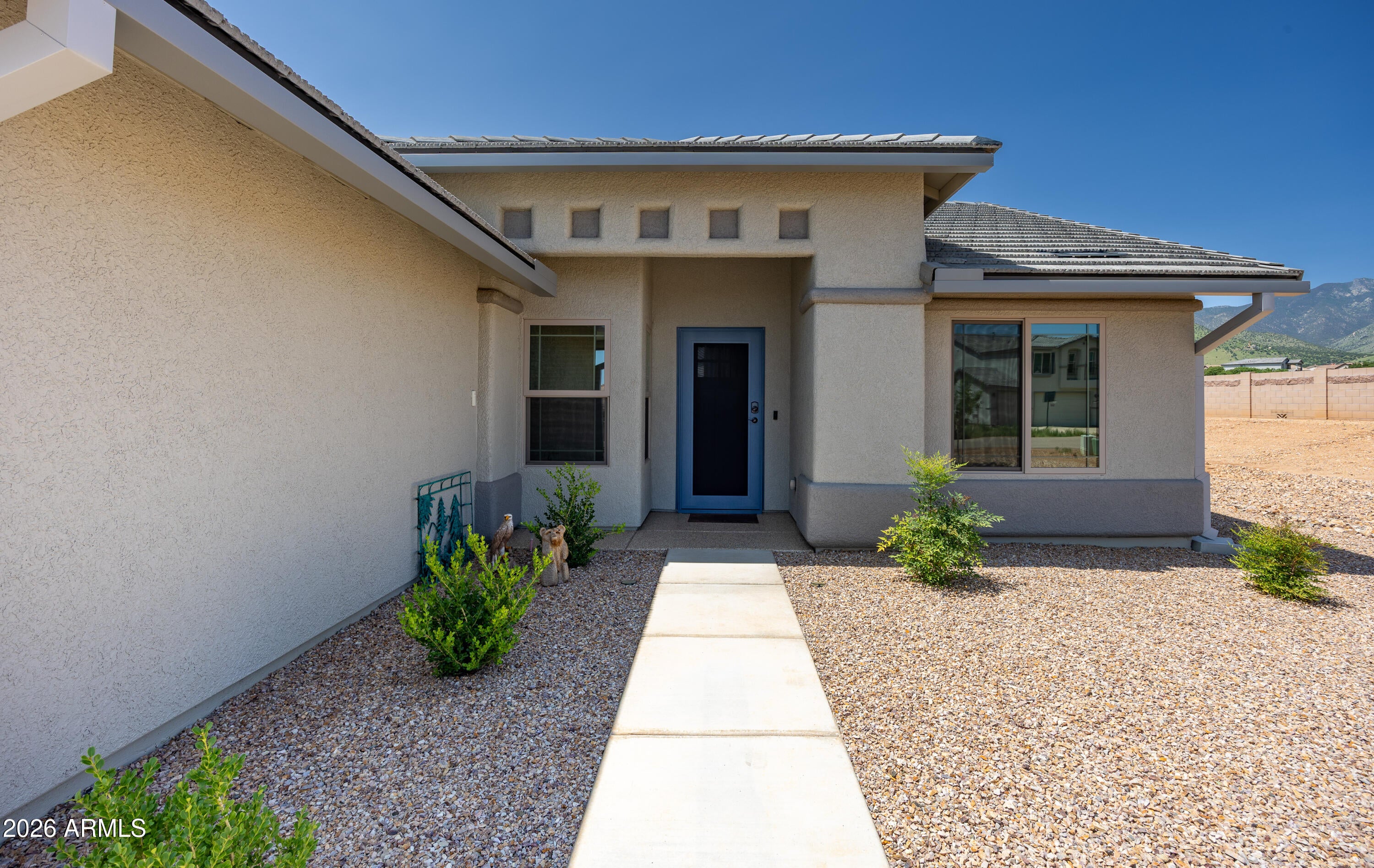 10118 S VAQUERO Lane