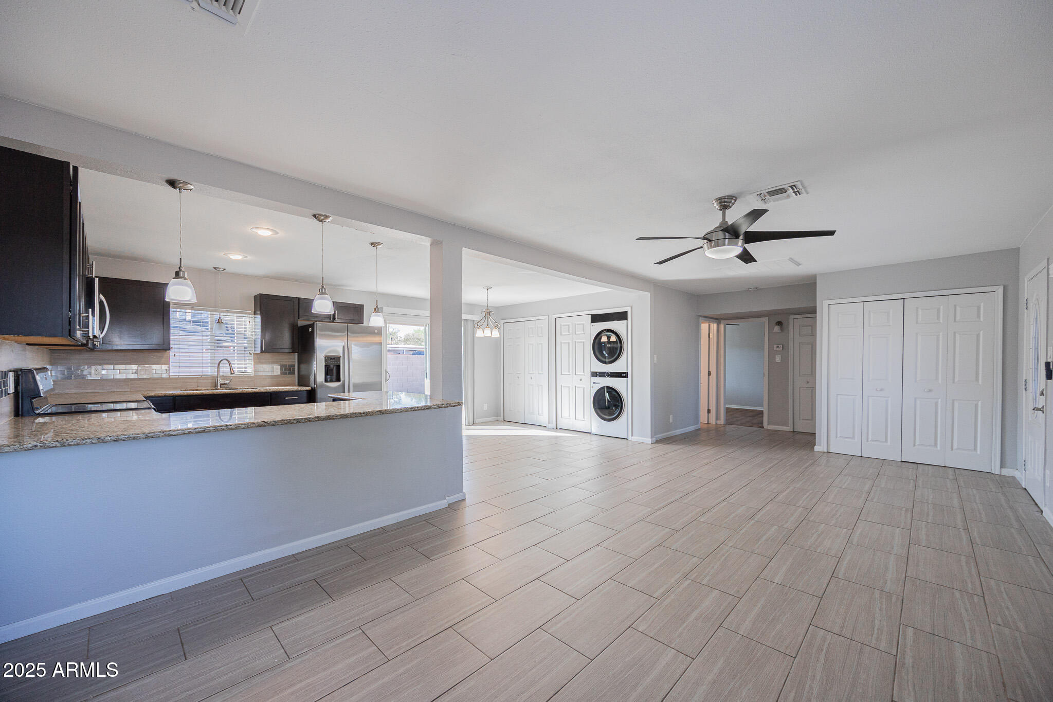 1619 E WHITTON Avenue