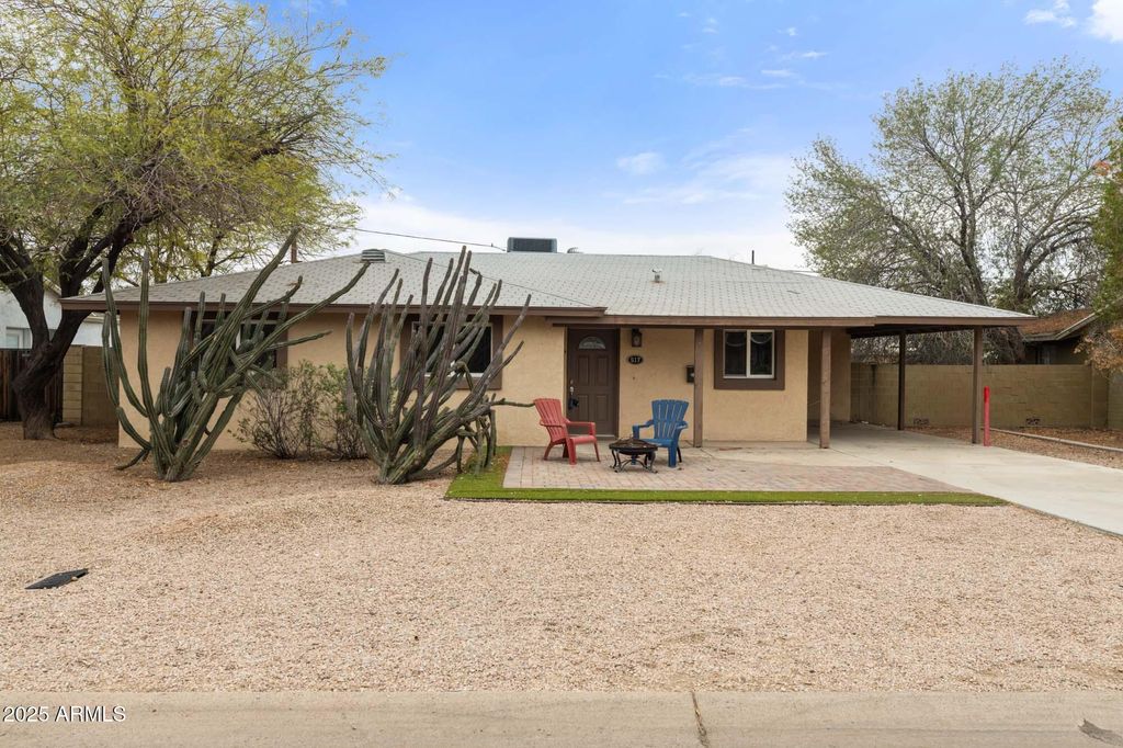 Photo of 517 W 17th Street, Tempe, AZ 85281 (MLS # 6793733)