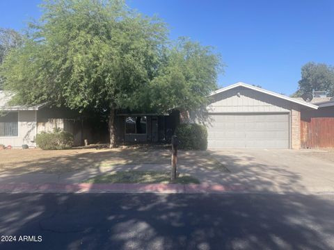 Single Family Residence in Glendale AZ 4914 PUGET Avenue.jpg