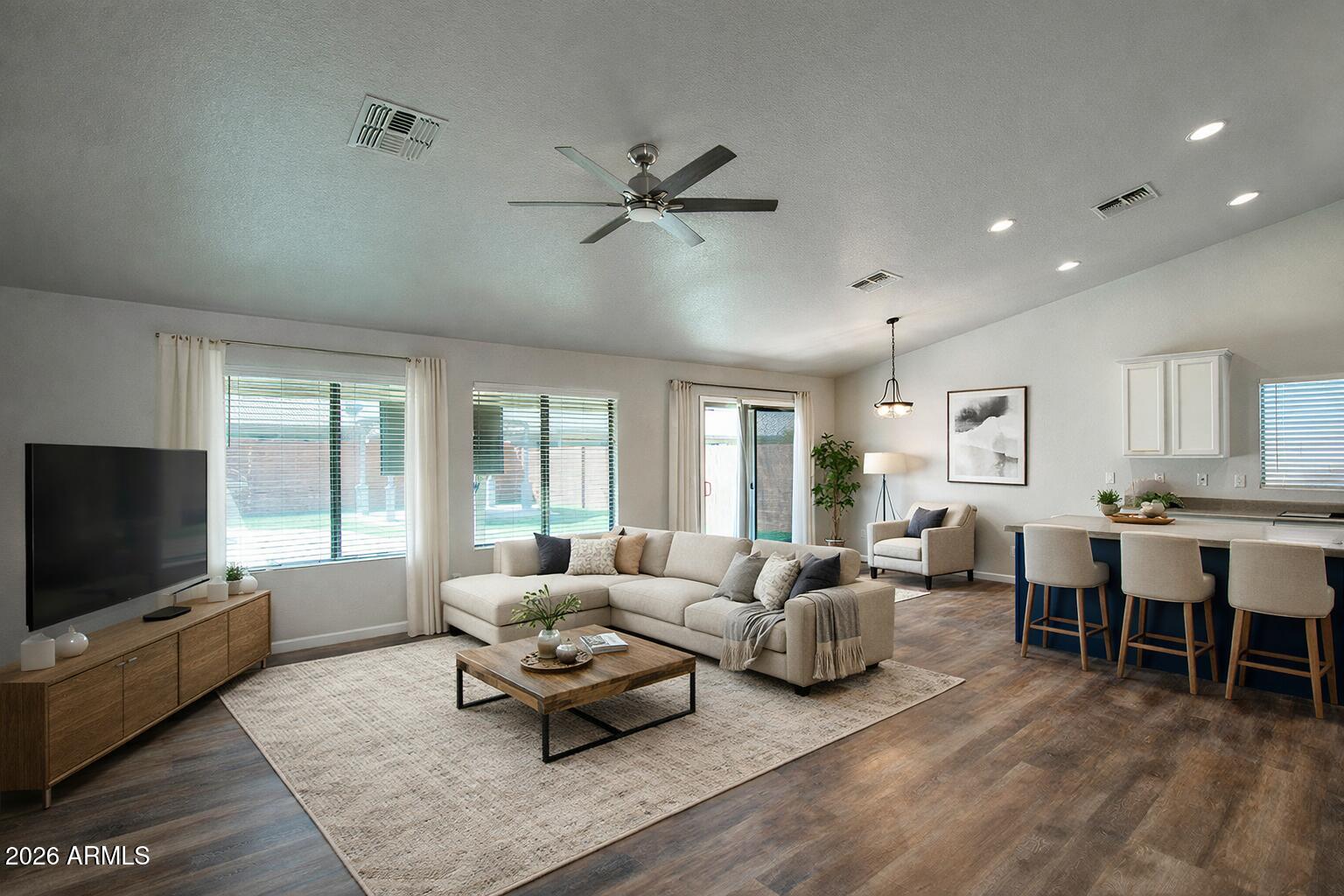 3771 E ELMINGTON Circle