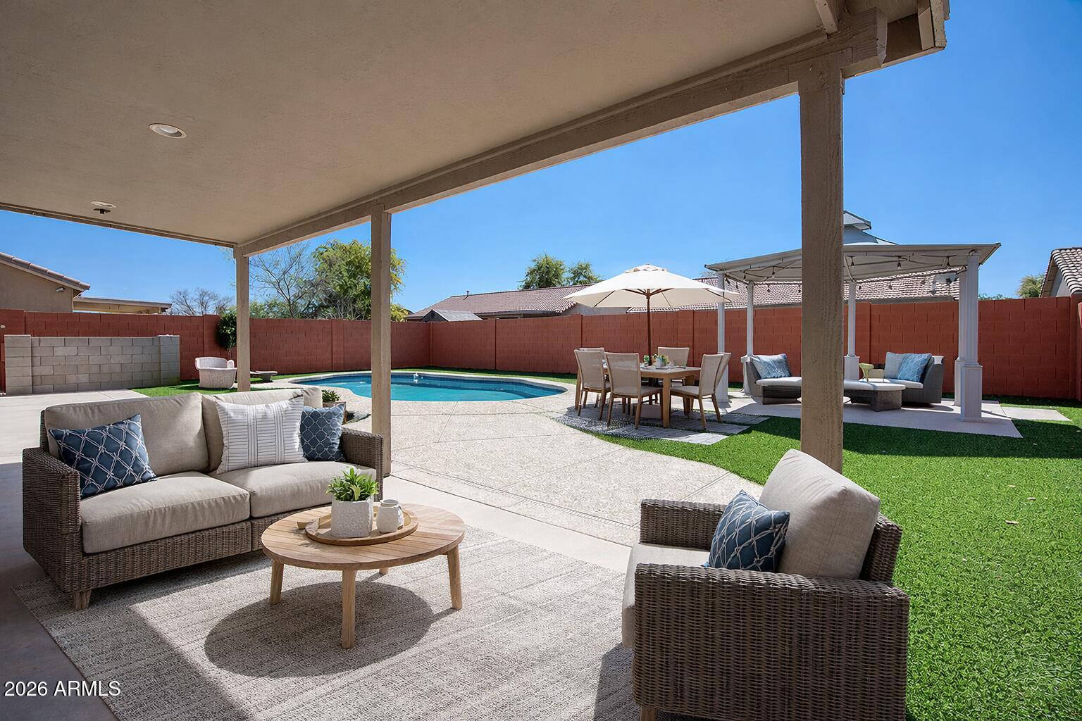 3771 E ELMINGTON Circle