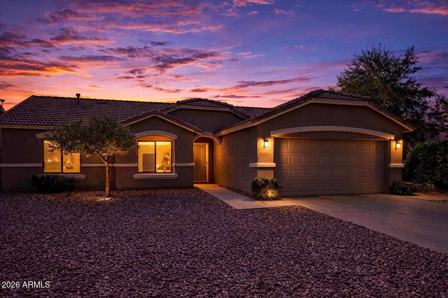 3771 E ELMINGTON Circle