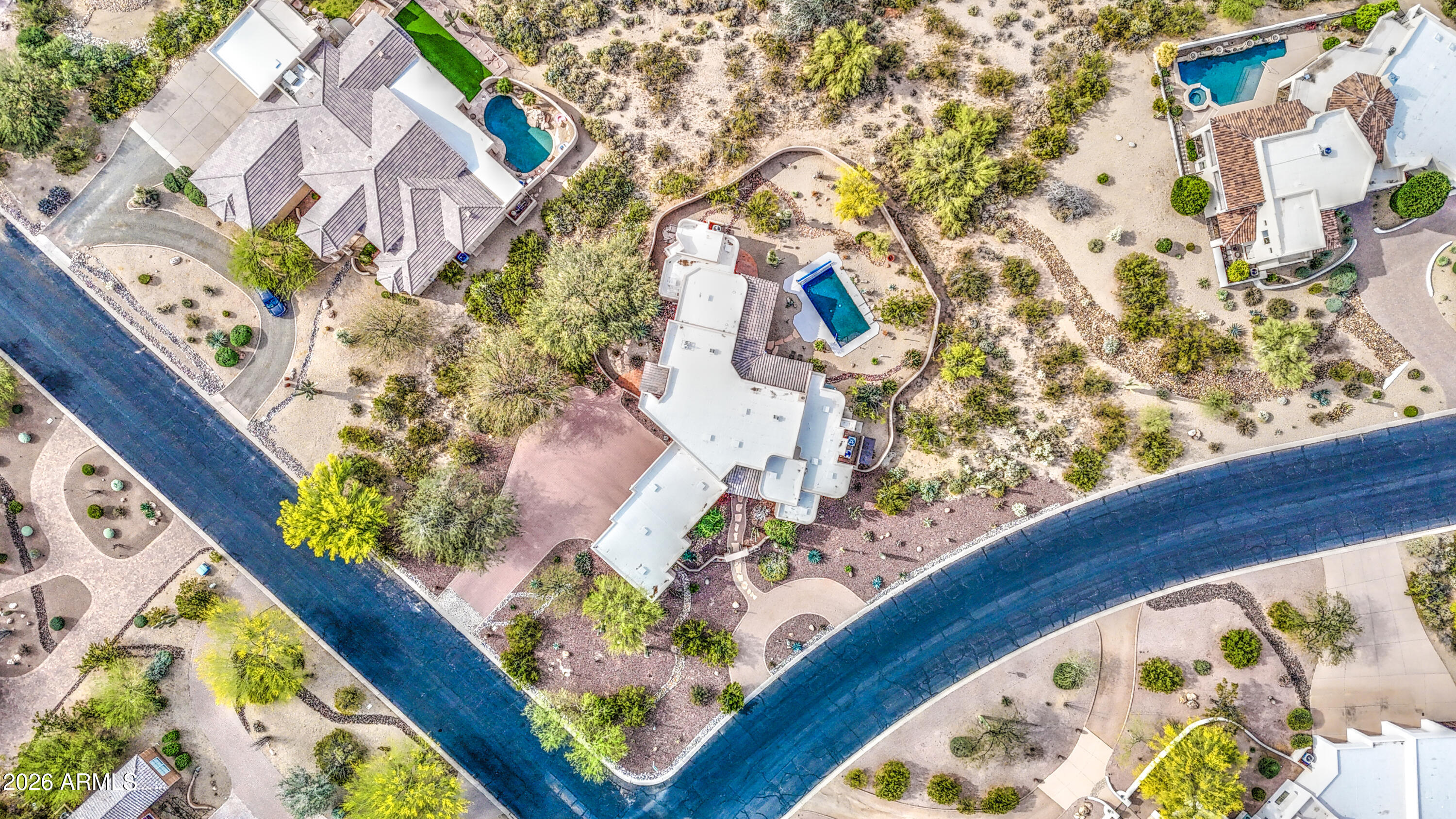 THUNDER MOUNTAIN - Residential