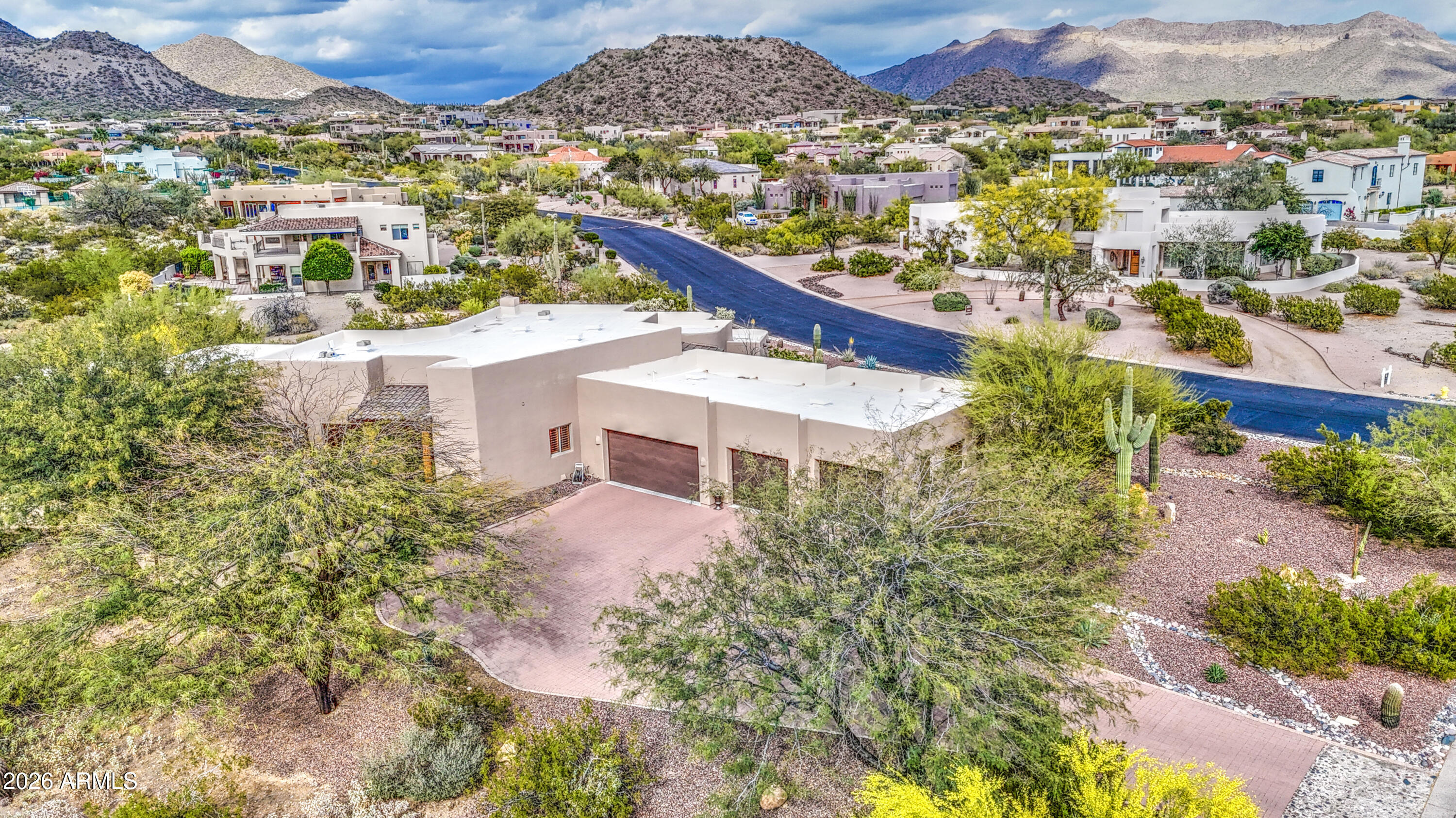 THUNDER MOUNTAIN - Residential