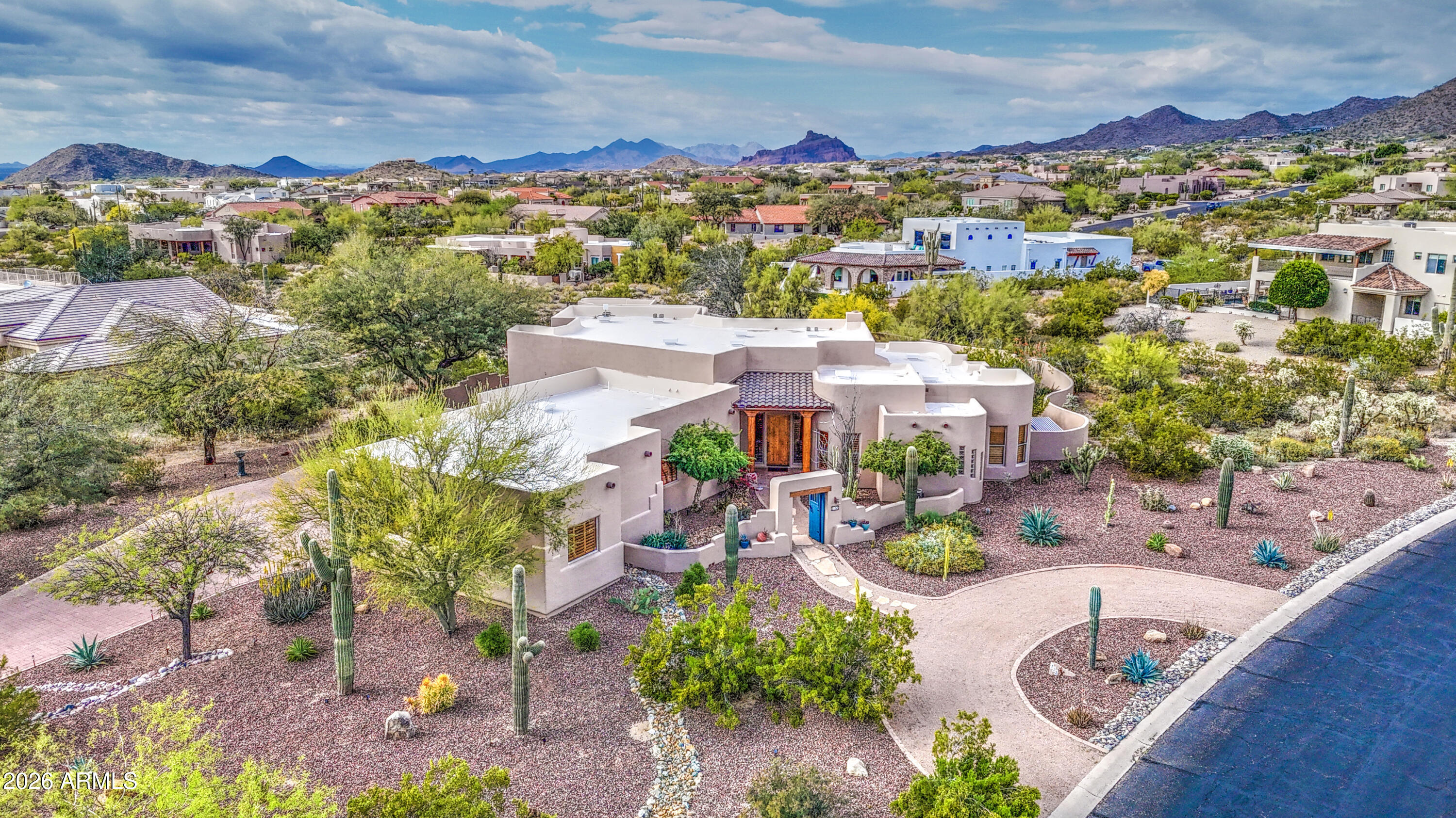 THUNDER MOUNTAIN - Residential