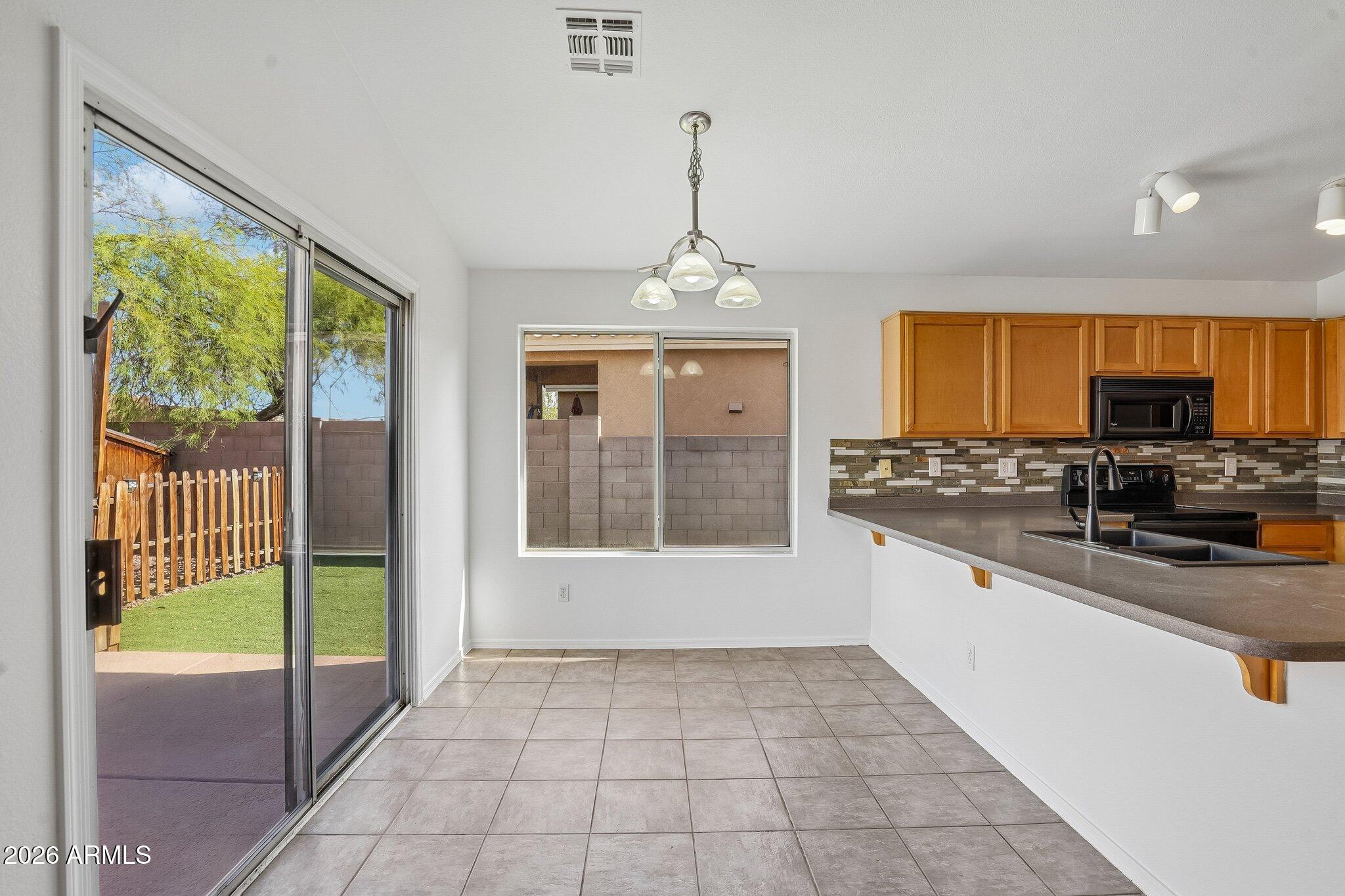 809 S DEL RANCHO --