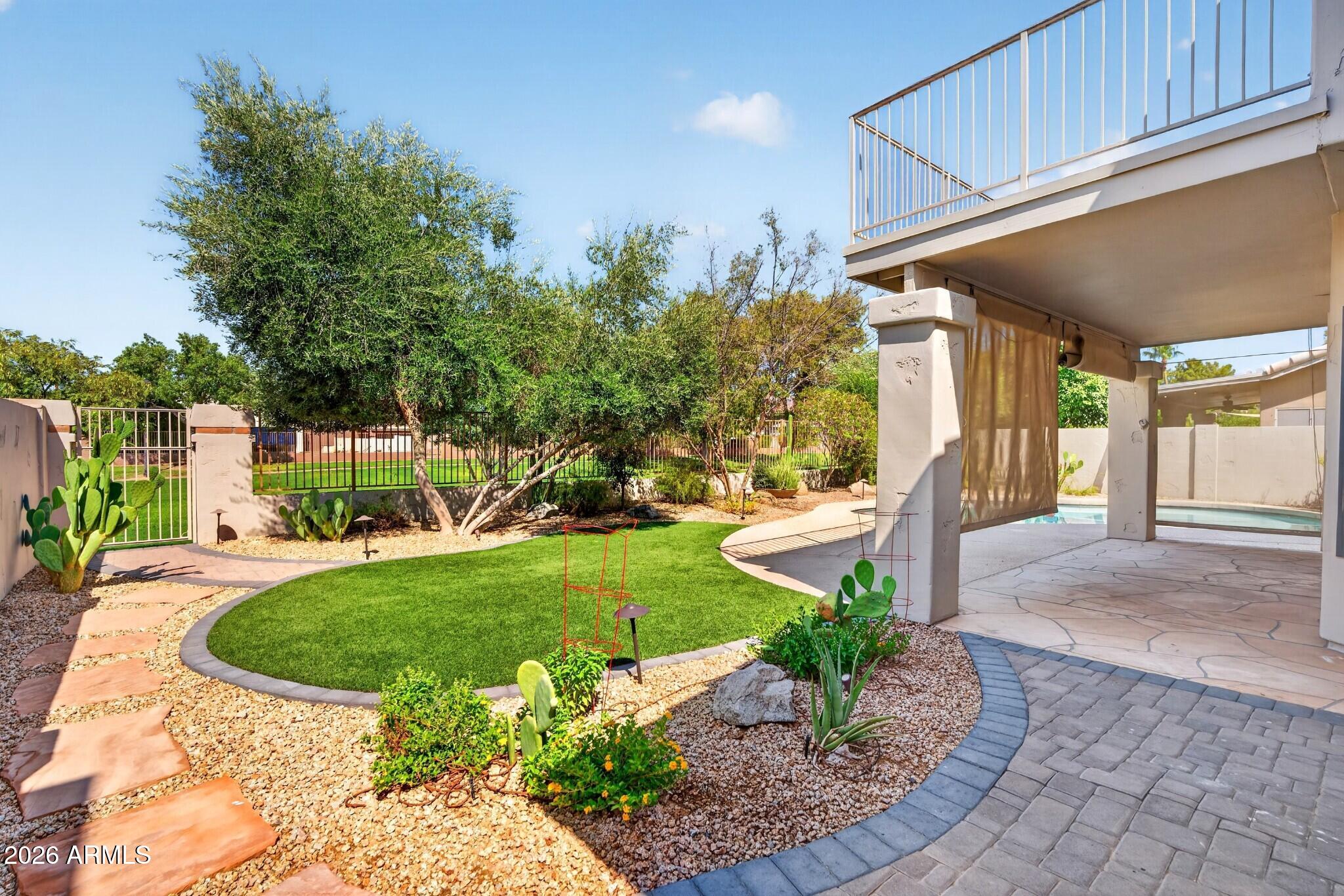 Properties 2 16026 S 35TH Way