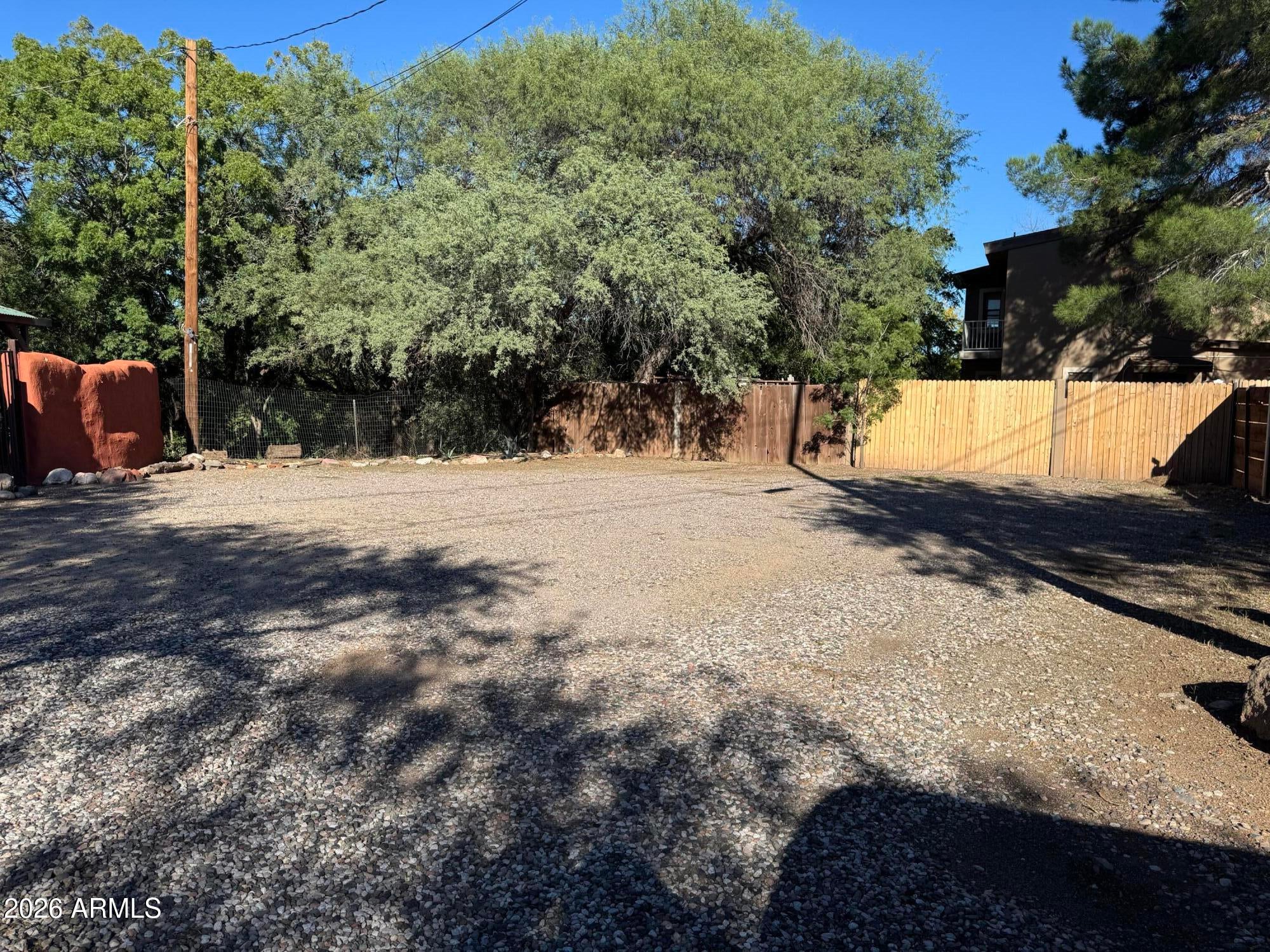1099 N WILLARD Road