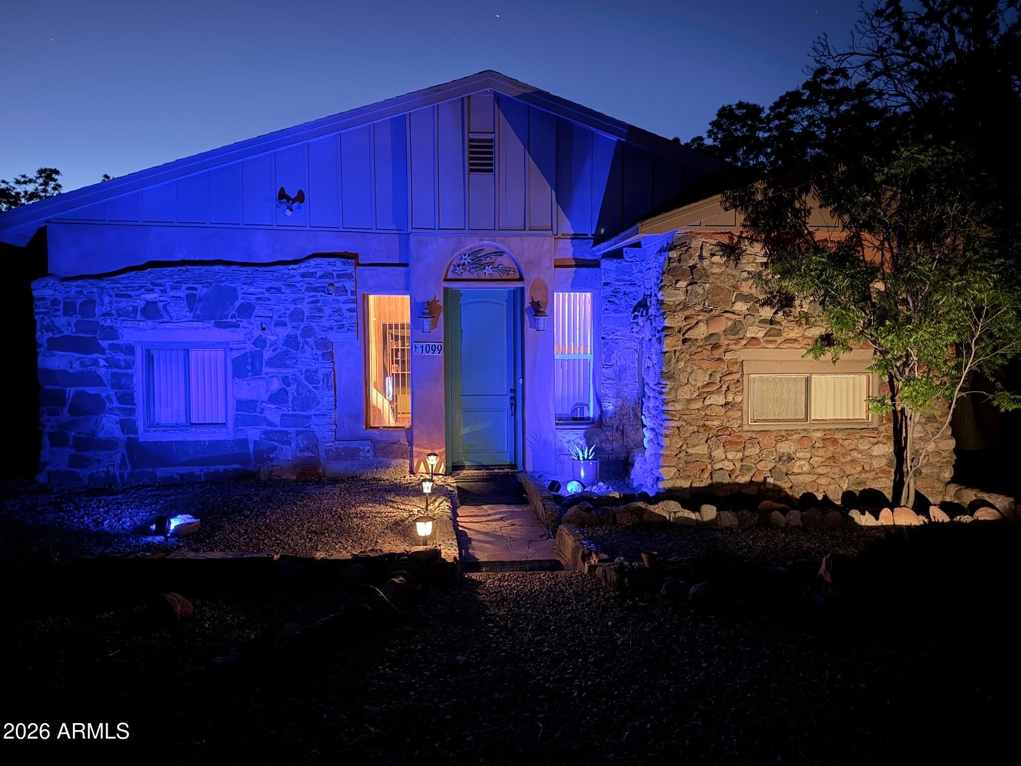 1099 N WILLARD Road