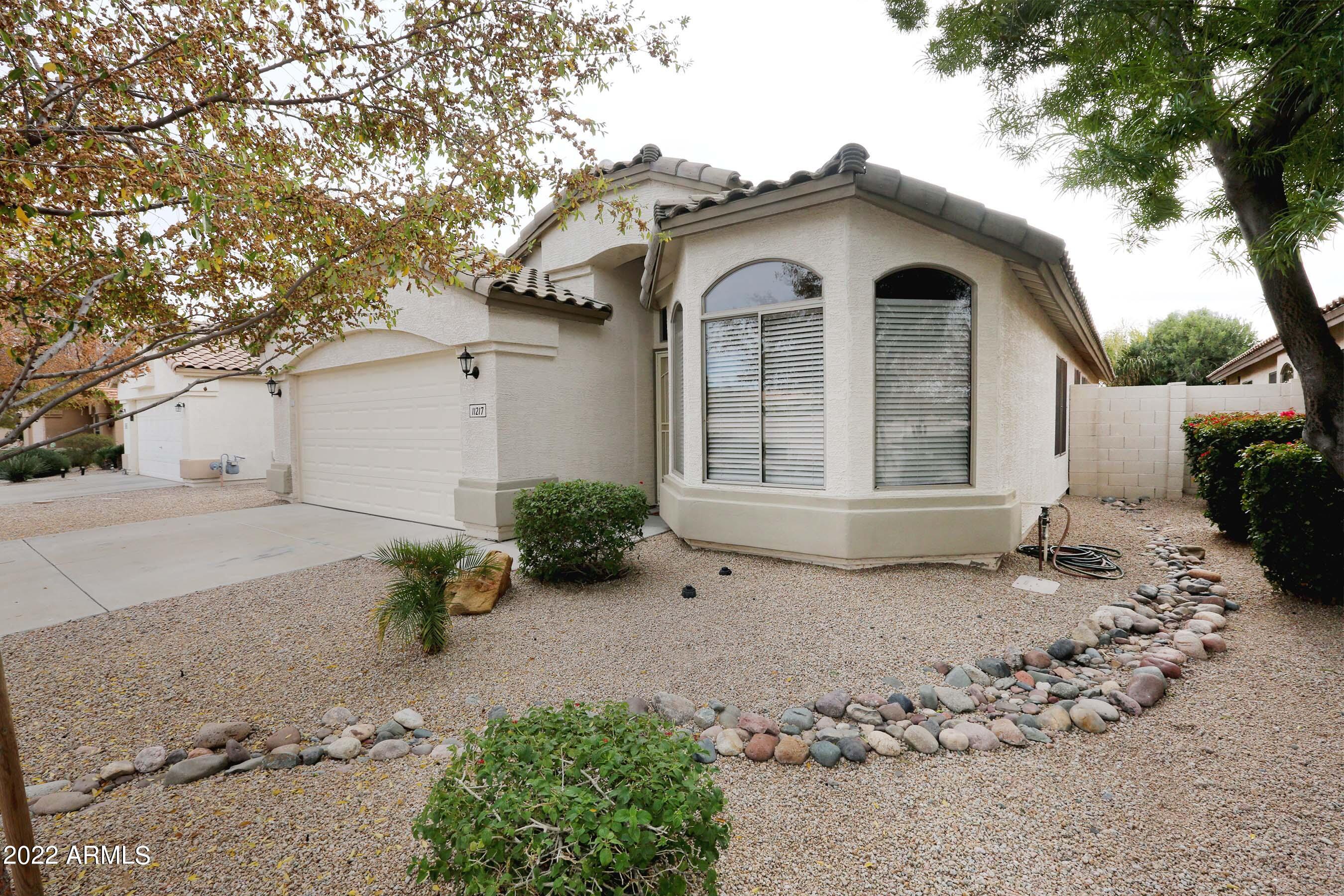 11217 W EDGEMONT Avenue