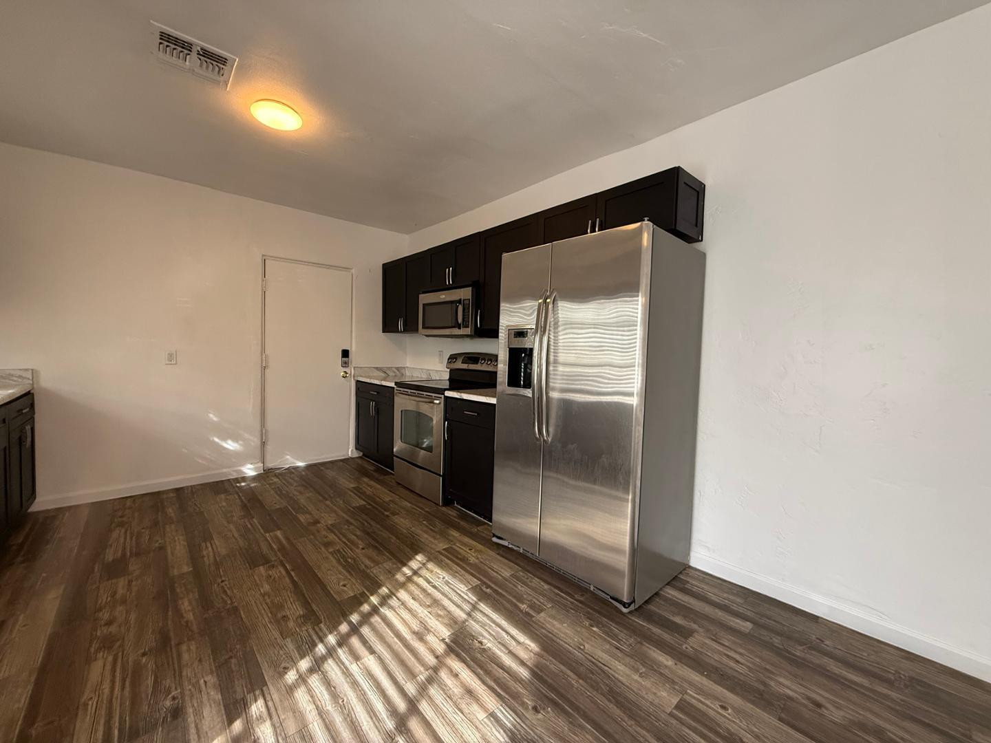 3422 E Taylor Street