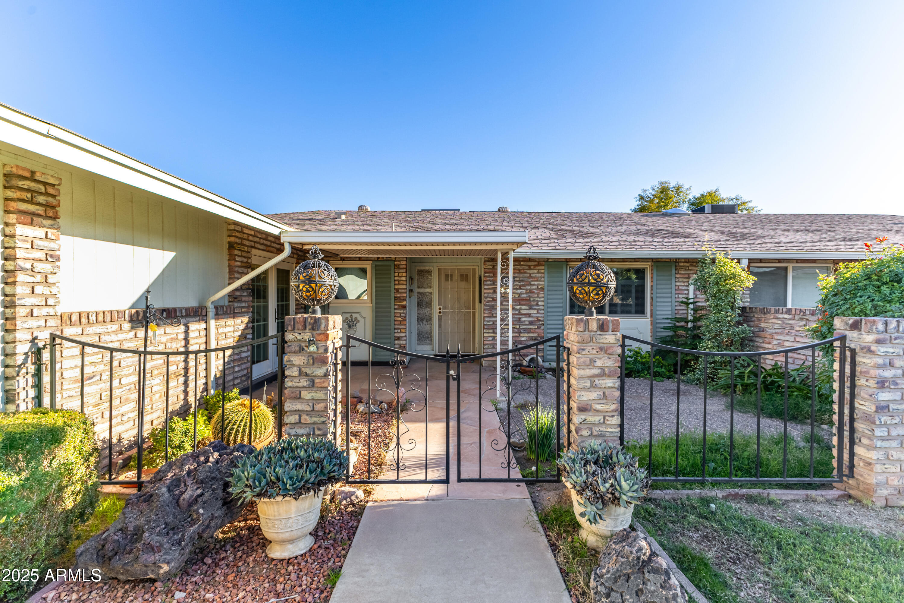 10209 W MOUNTAIN VIEW Road