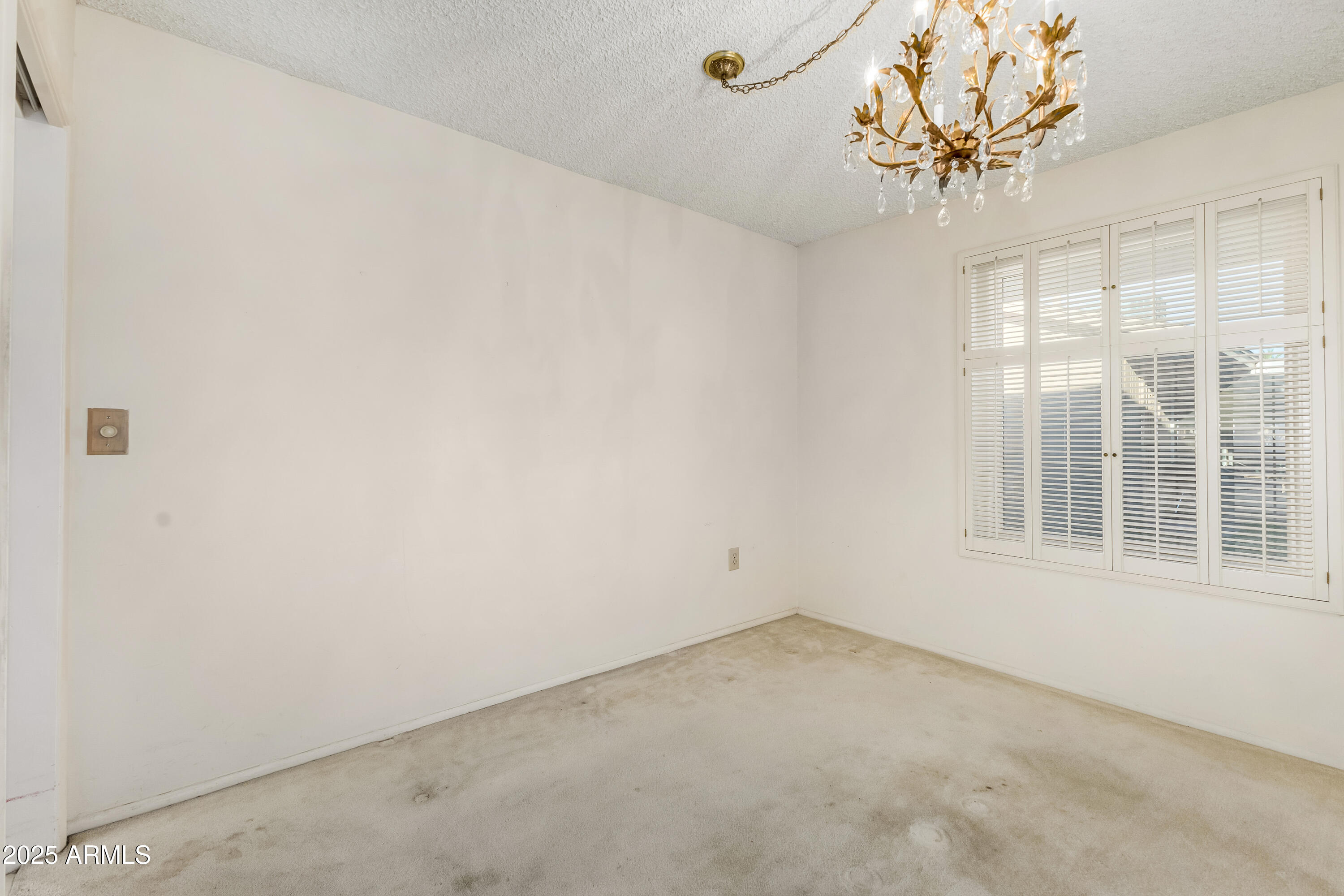 10209 W MOUNTAIN VIEW Road