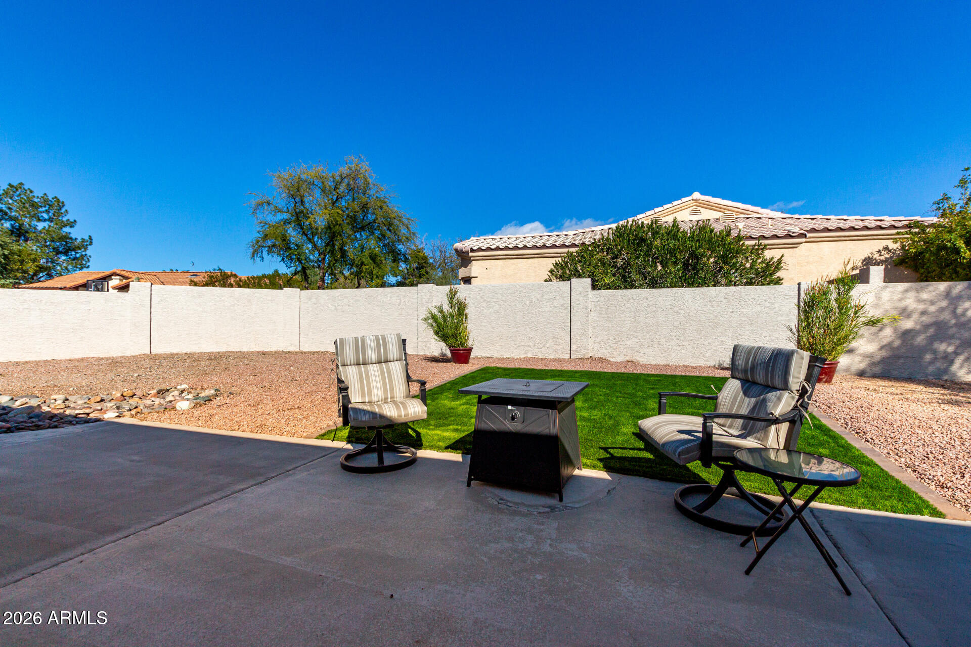 16207 N RUNYON Place