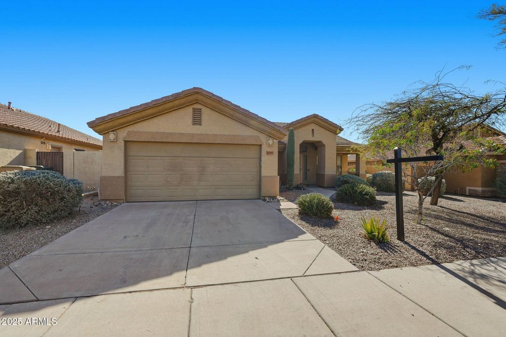 Photo of 17509 W Rock Ledge Road, Goodyear, AZ 85338 (MLS # 6948124)