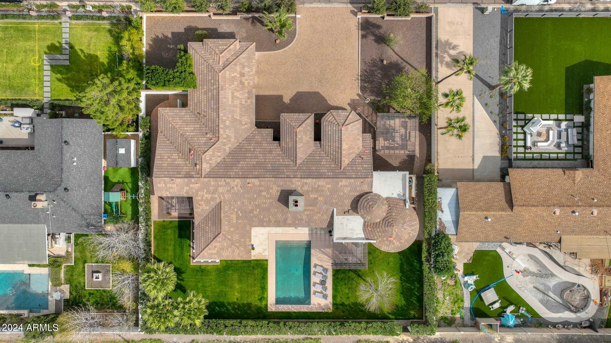 PARK PARADISE 2 - Residential