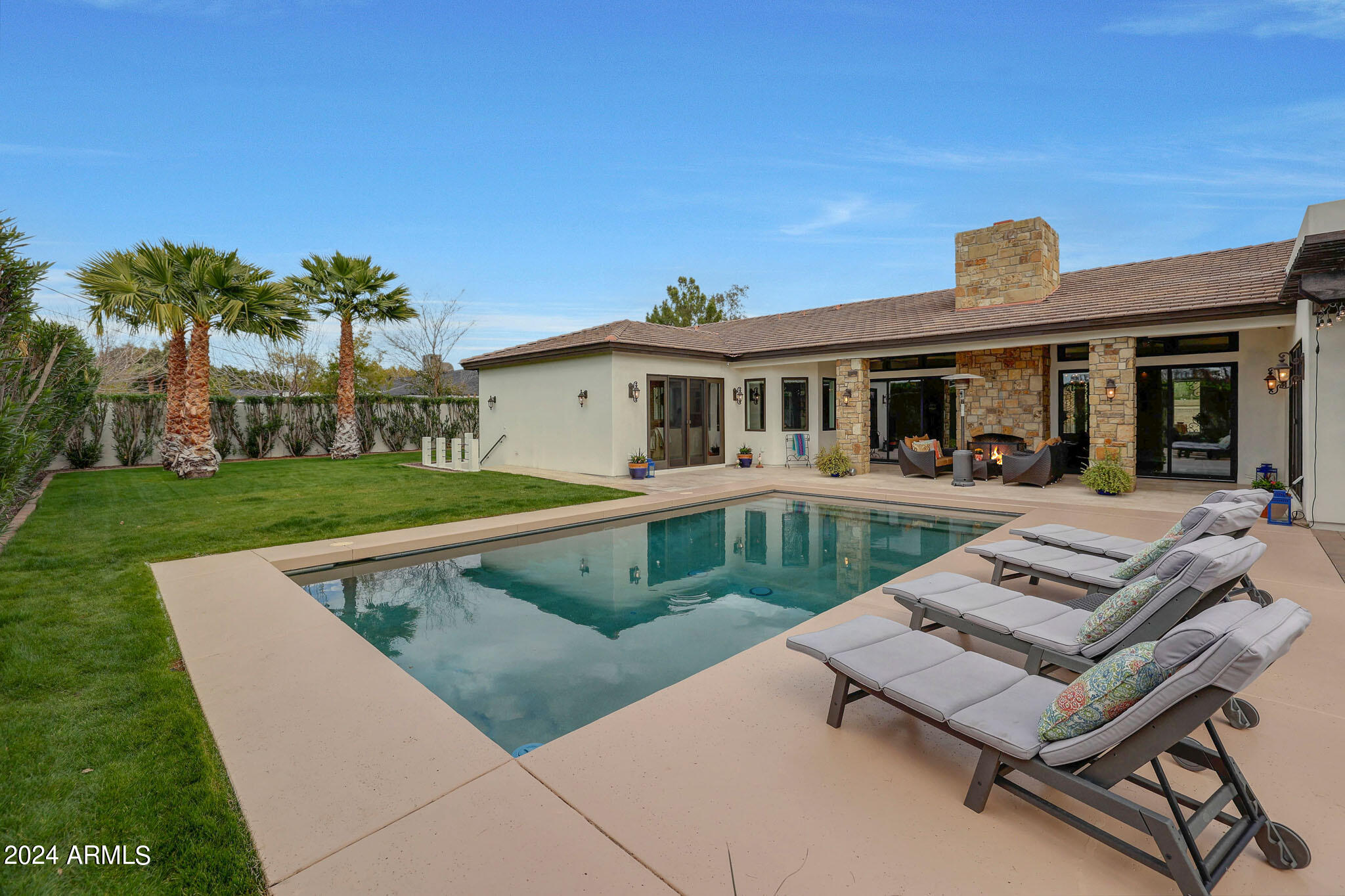 PARK PARADISE 2 - Residential